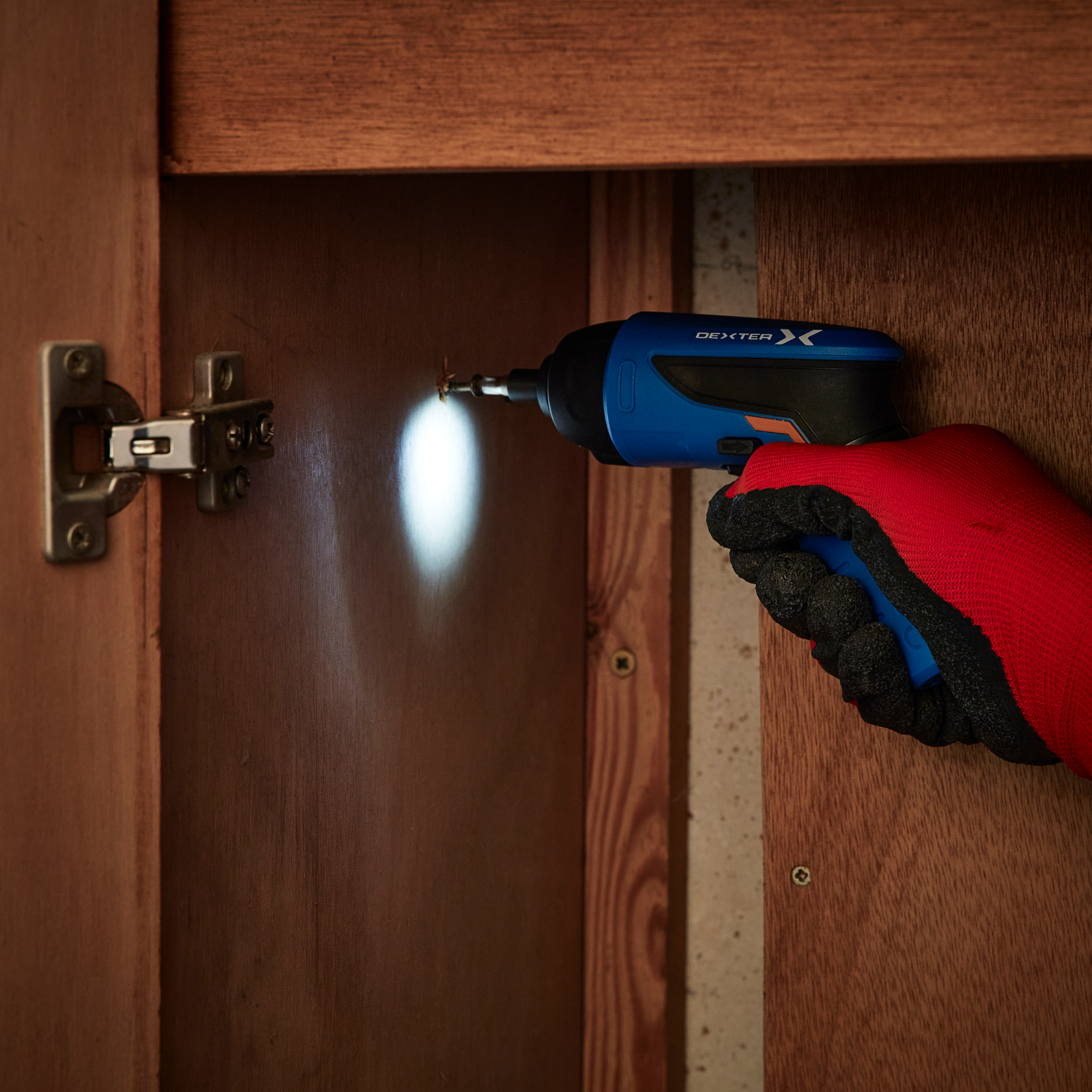 Tournevis sans fil 3.6 V DEXTER, 4 Nm - 6