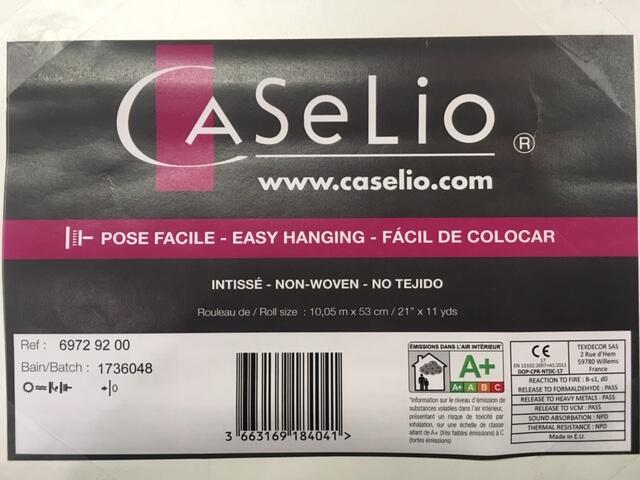 Papier peint intissé Happy dreams all over jungle parme