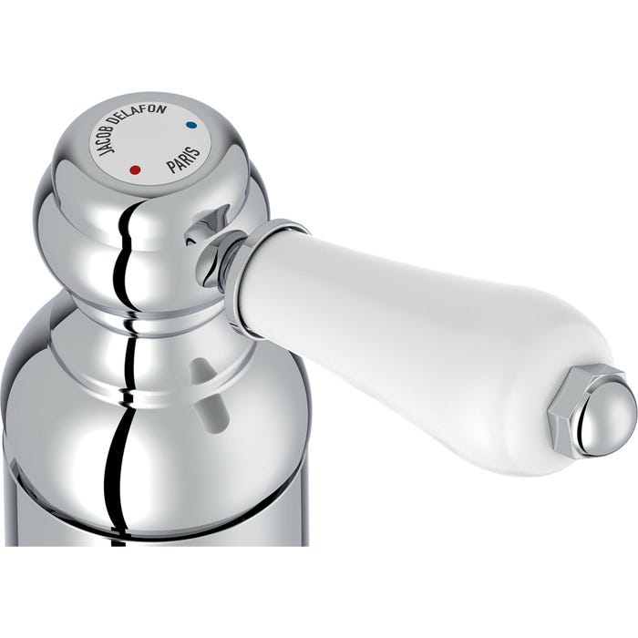 zoom poignée robinet