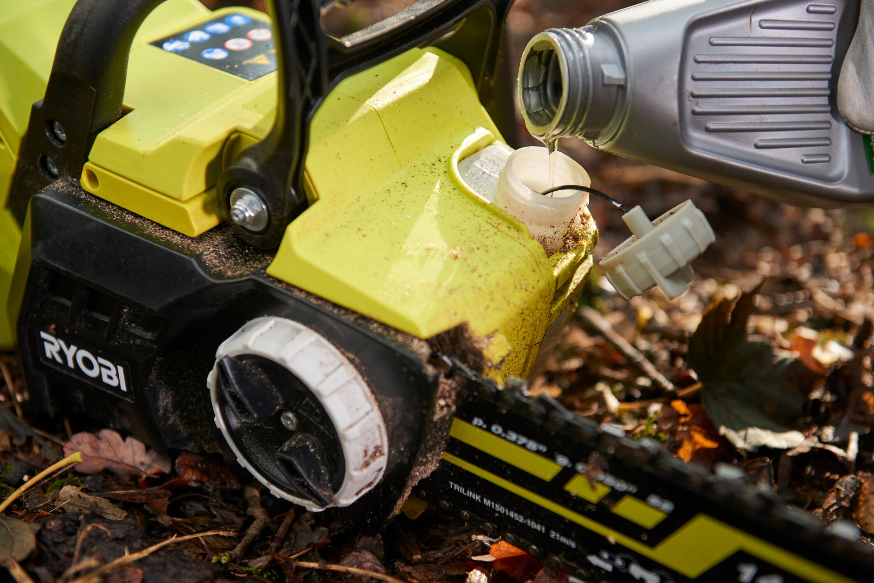 Tronçonneuse sur batterie RYOBI Brushless, 35 cm, 36 V sans batterie - 10