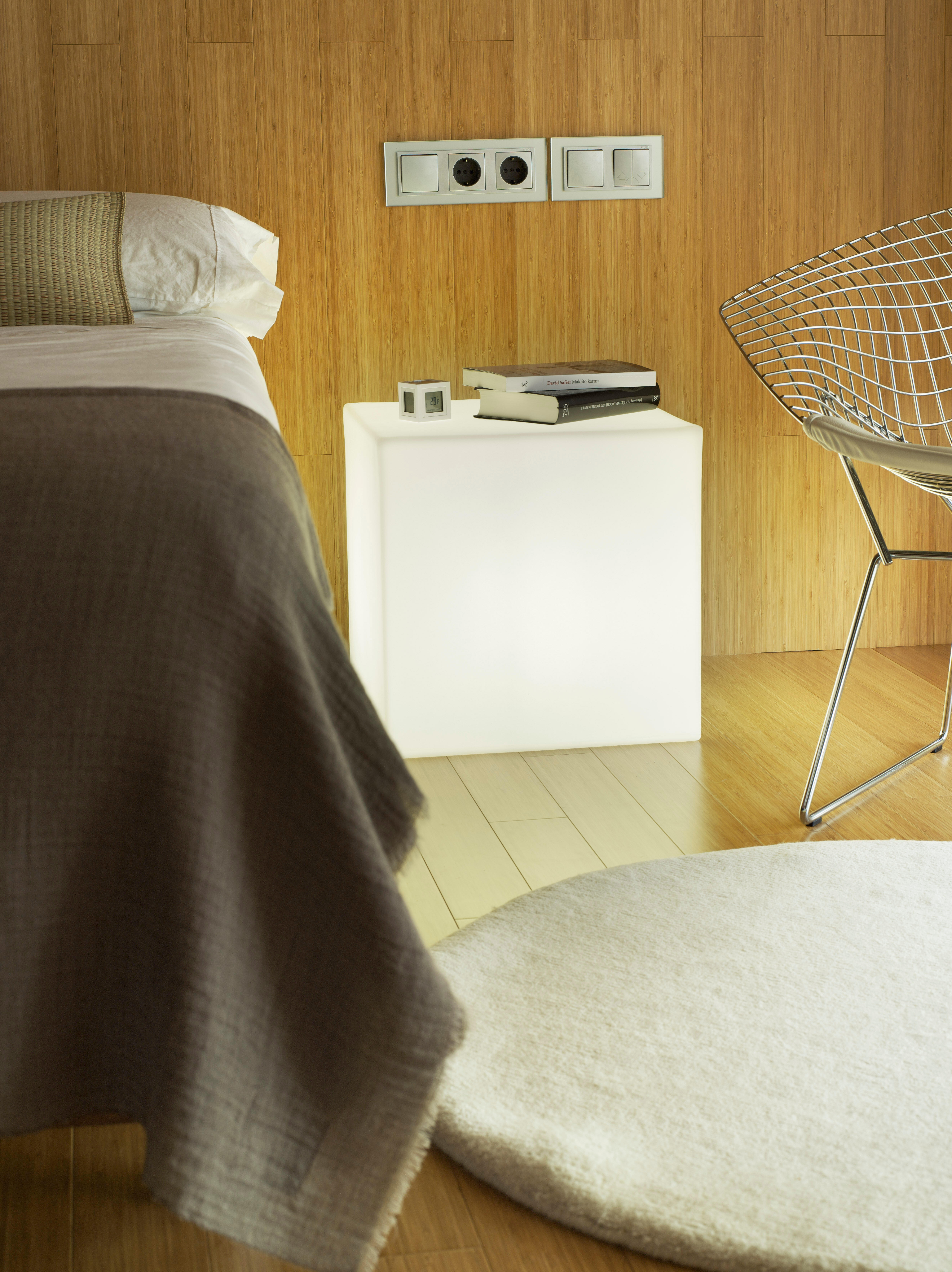 Cube décoratif extérieur Cuby 45 cm E27 25 W = 880 Lm, blanc NEWGARDEN - 2