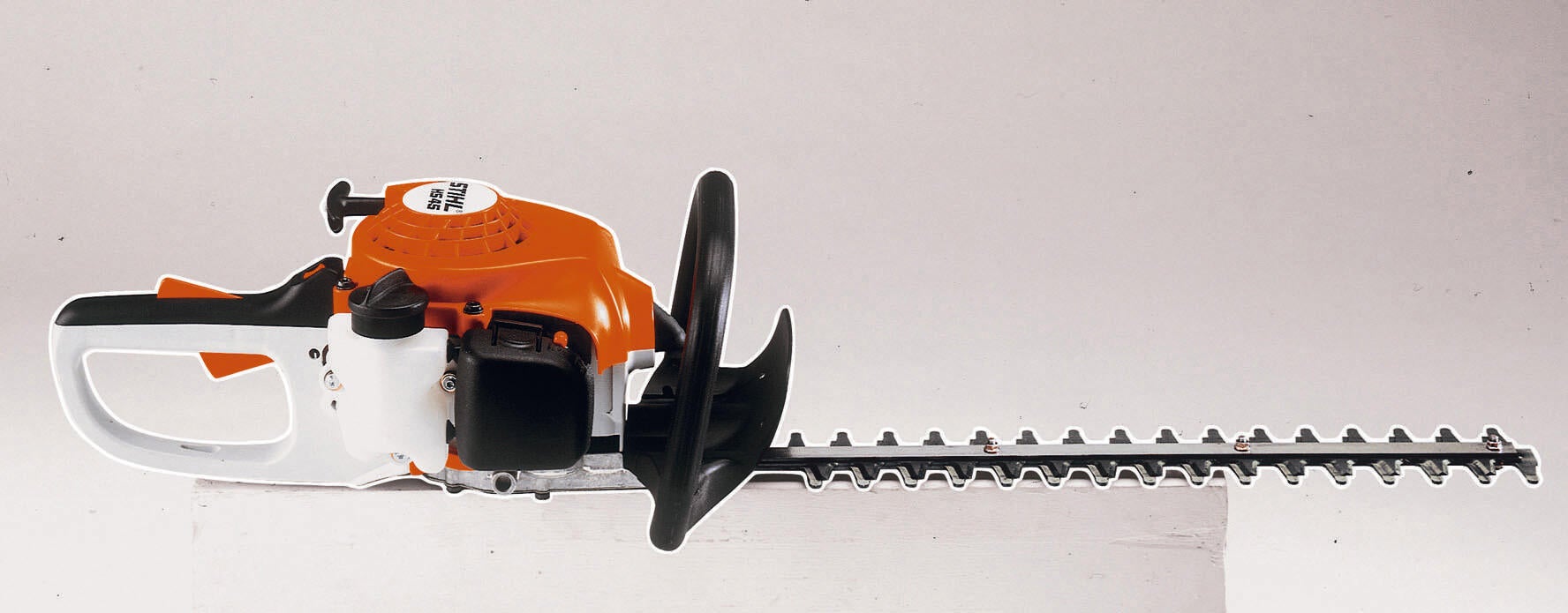 Taille-haie à essence STIHL HS45,  27.2 cm³ L.60 cm - 2