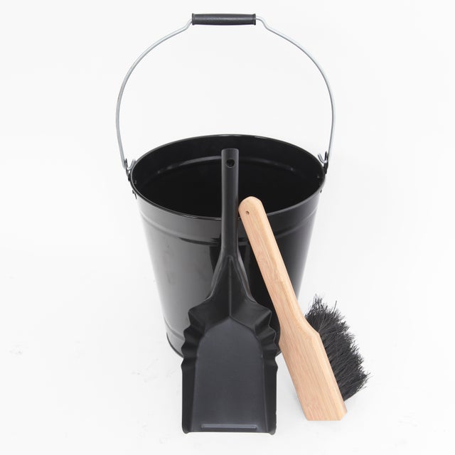 Ensemble seau  + pelle + balai noir & bois LE MARQUIER