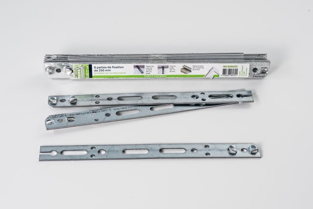 Lot de 6 pattes de fixation à clipper