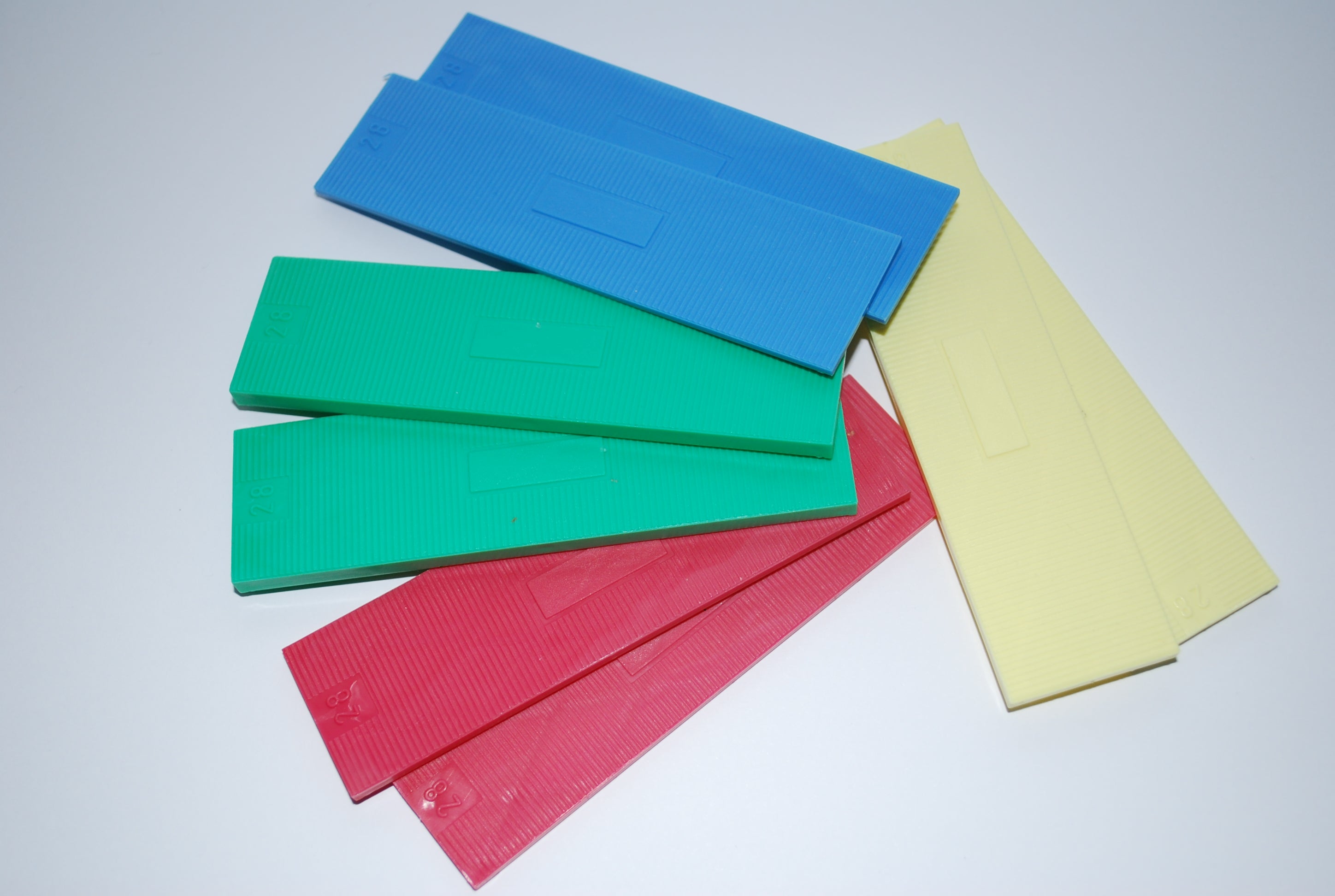 Lot de 48 cales de pose universelles : fenêtres, baies, portes... - 3