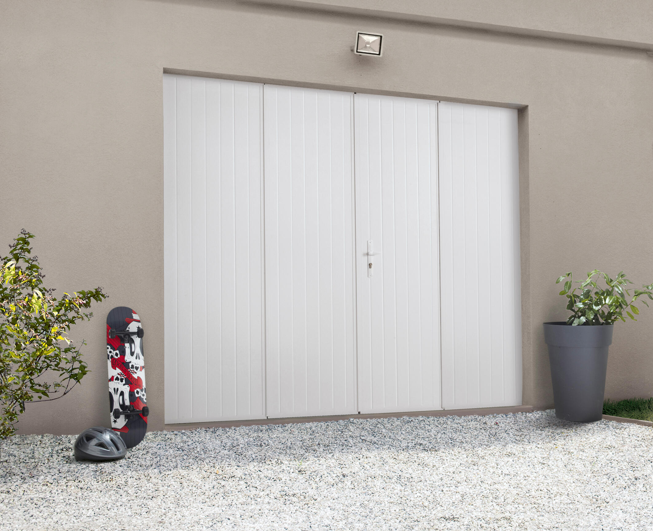 porte-de-garage-pliante-manuelle-artens-essentiel-200-x-240-cm-avec