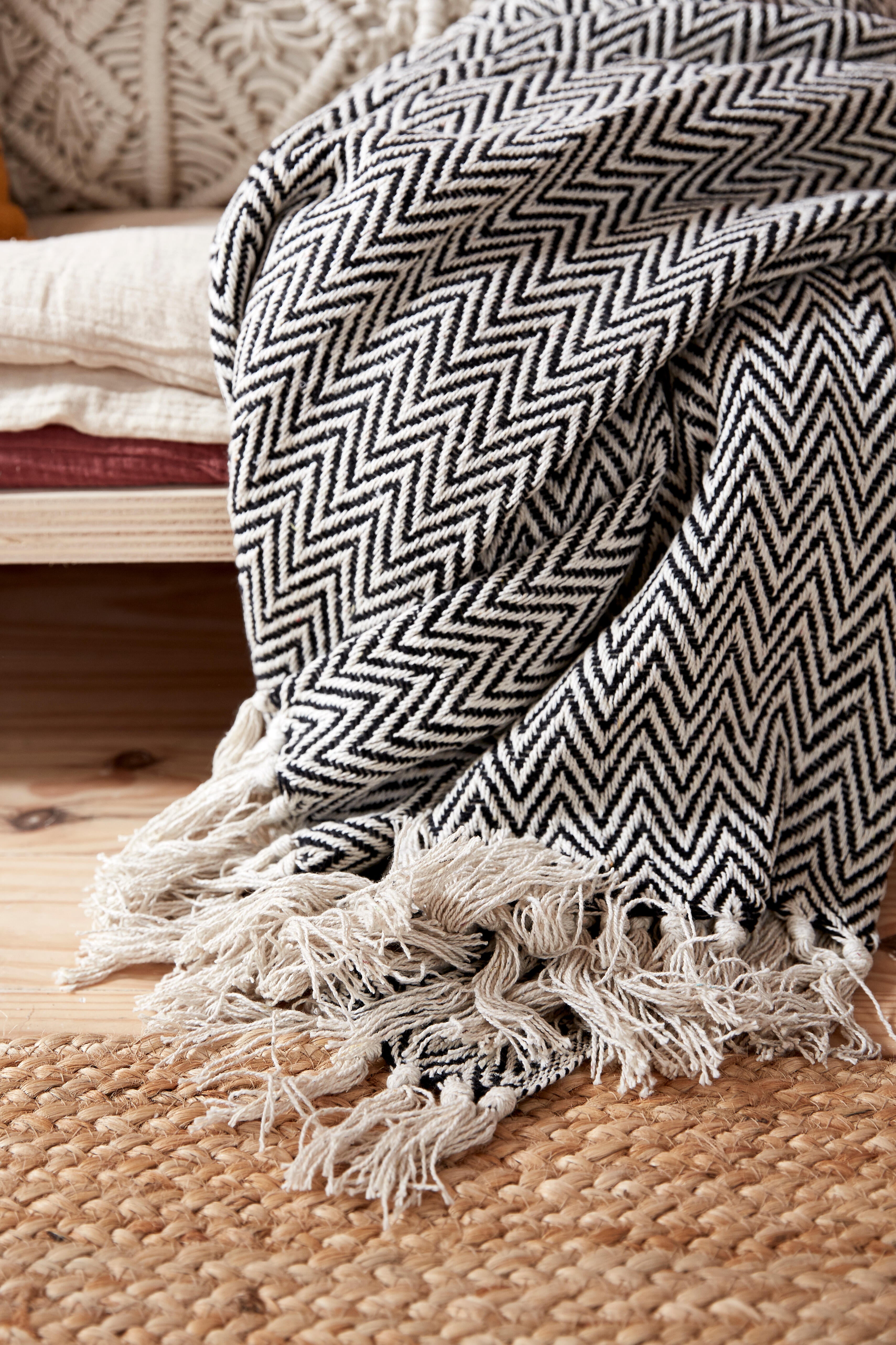 Plaid Aubin, noir / beige l.130 x L.180 cm INSPIRE - 6