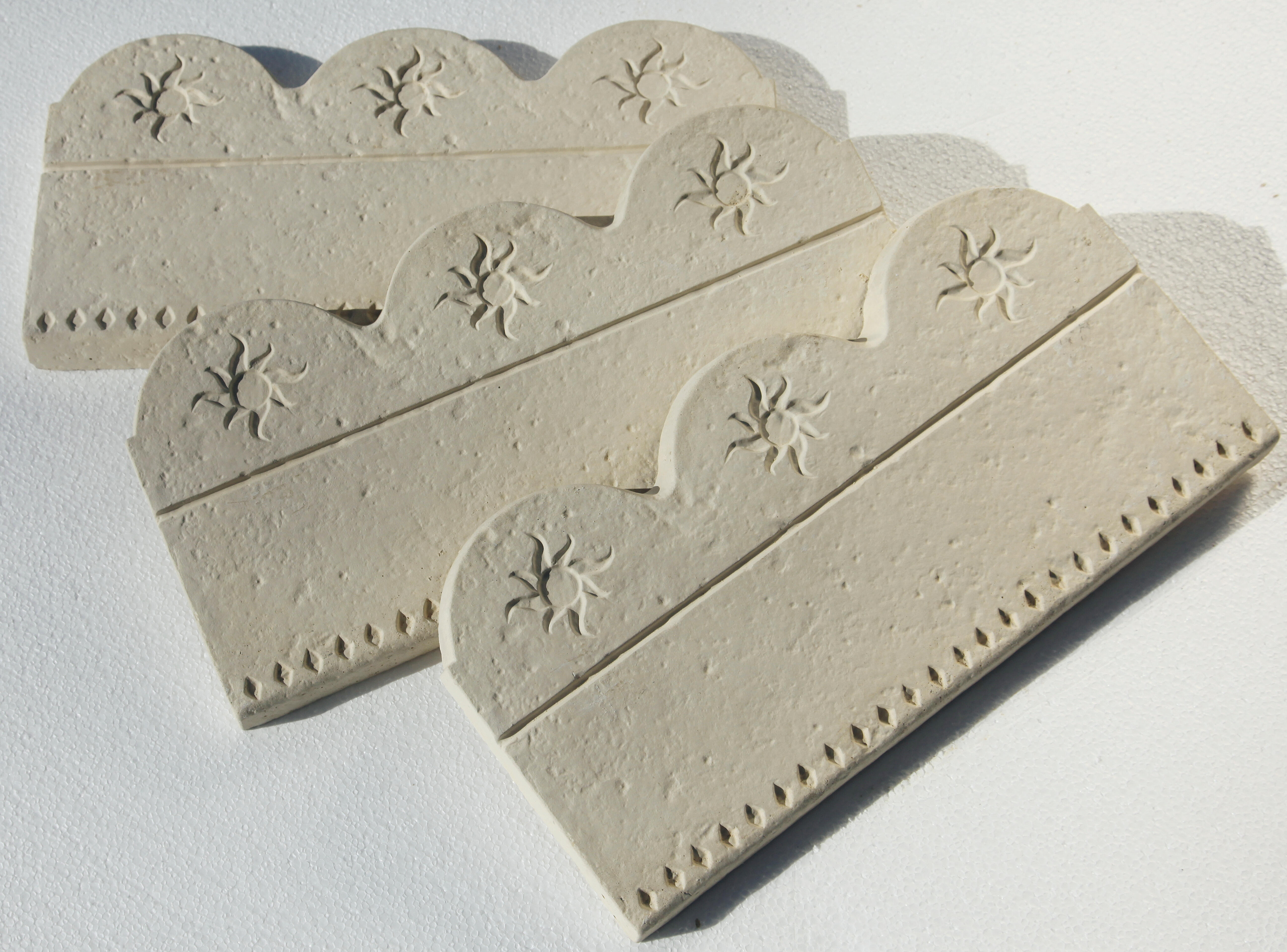 Bordure droite Soleil pierre reconstituée ton pierre, H.25 x L.49 cm - 3