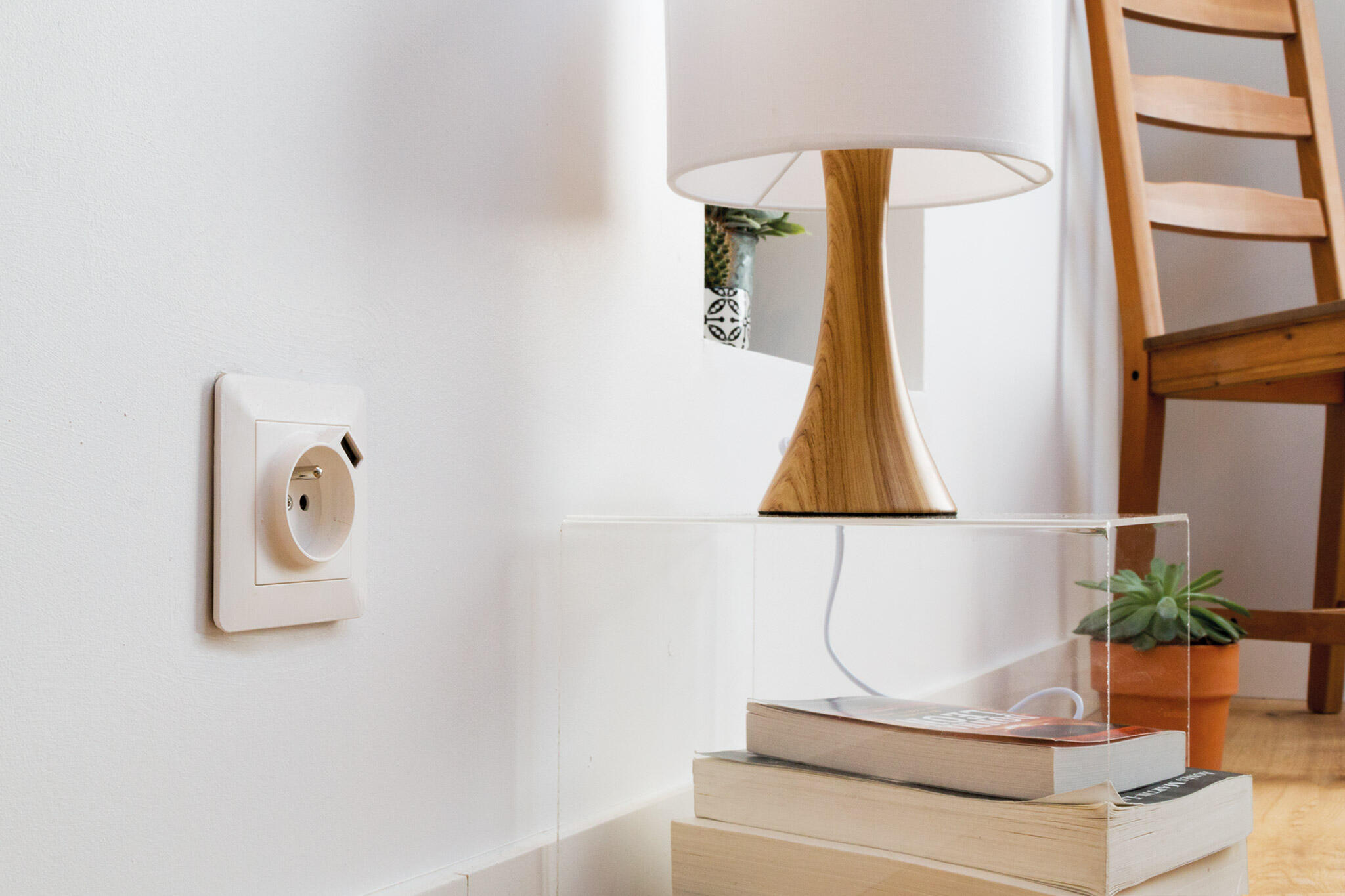 Prise avec terre 2 prises + 2 usb complet 16A ARTEZO, blanc - 5