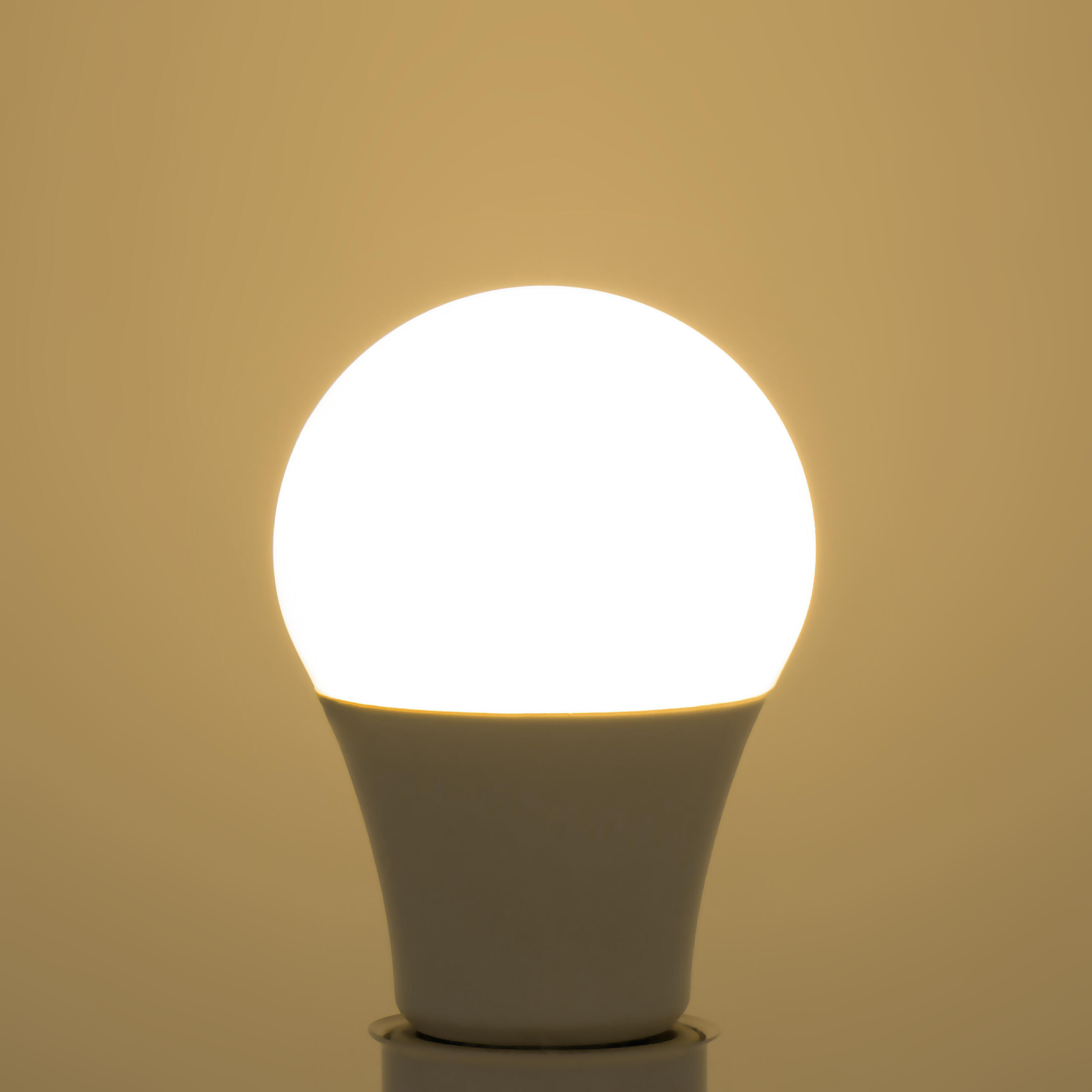 Lampadina LED, E27 goccia, smerigliato, luce calda, 14.5W= 1521 LM (equiv 100 W), 220°, LEXMAN - 6