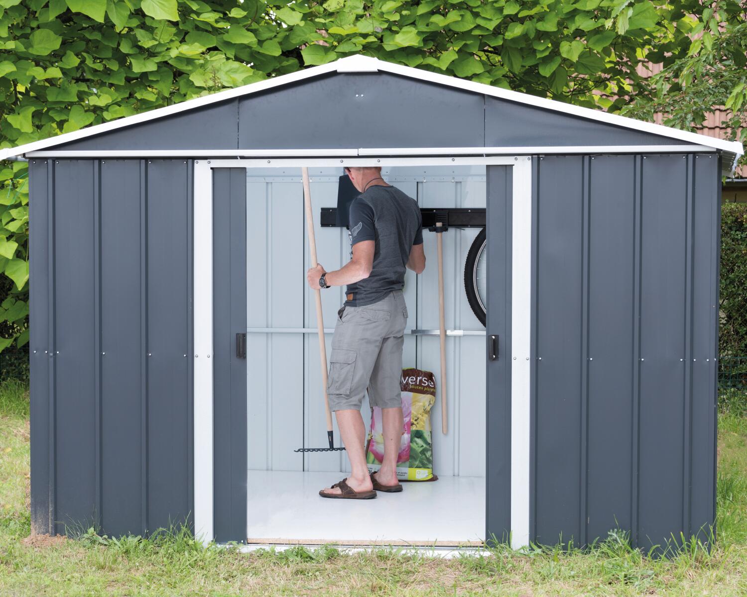 Abri de jardin acier YARDMASTER 67aeyz Ep.0.3 mm, 3.85 m² - 2