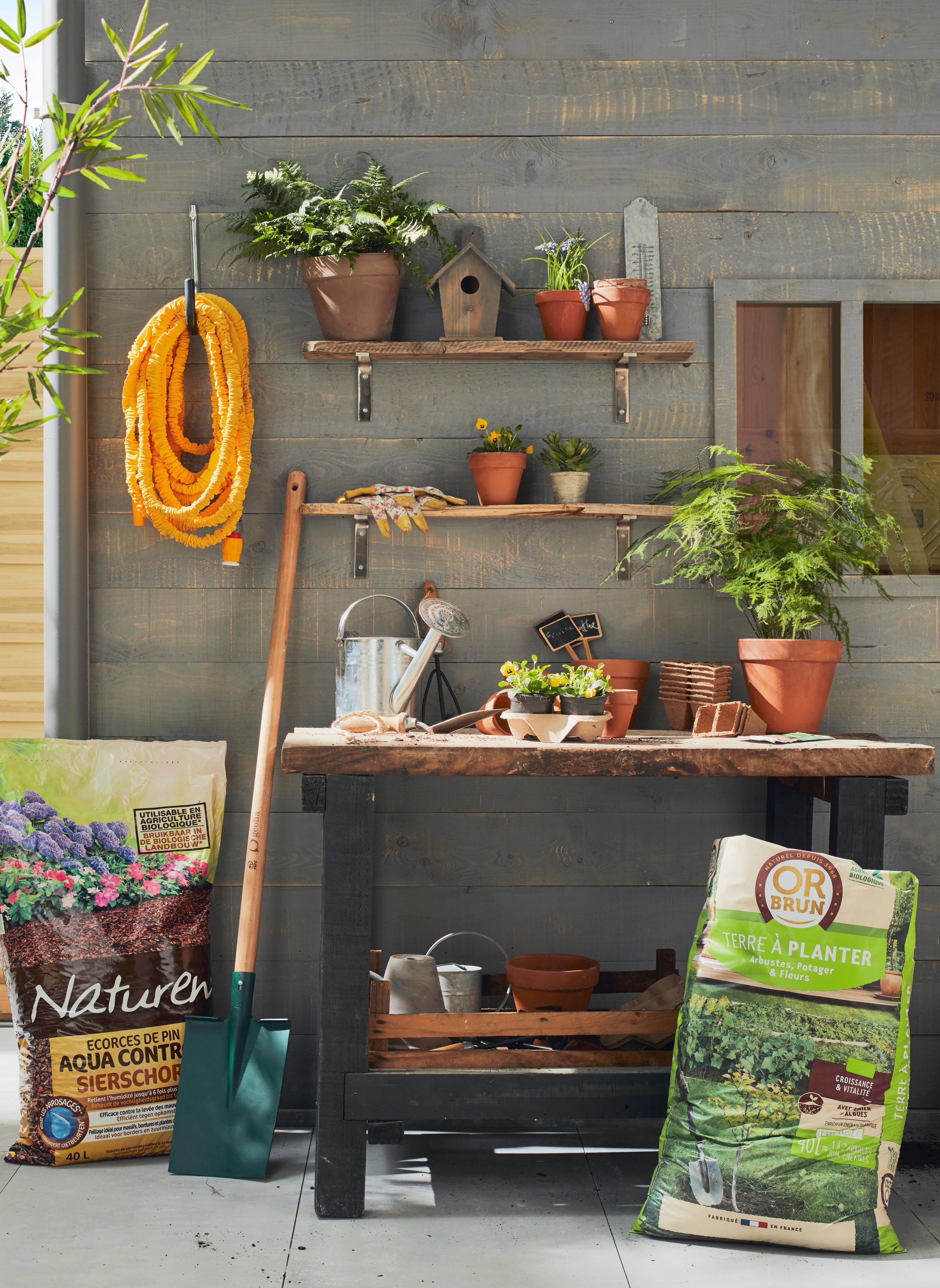 Bêche bâton acier GEOLIA manche bois L.110 cm - 2