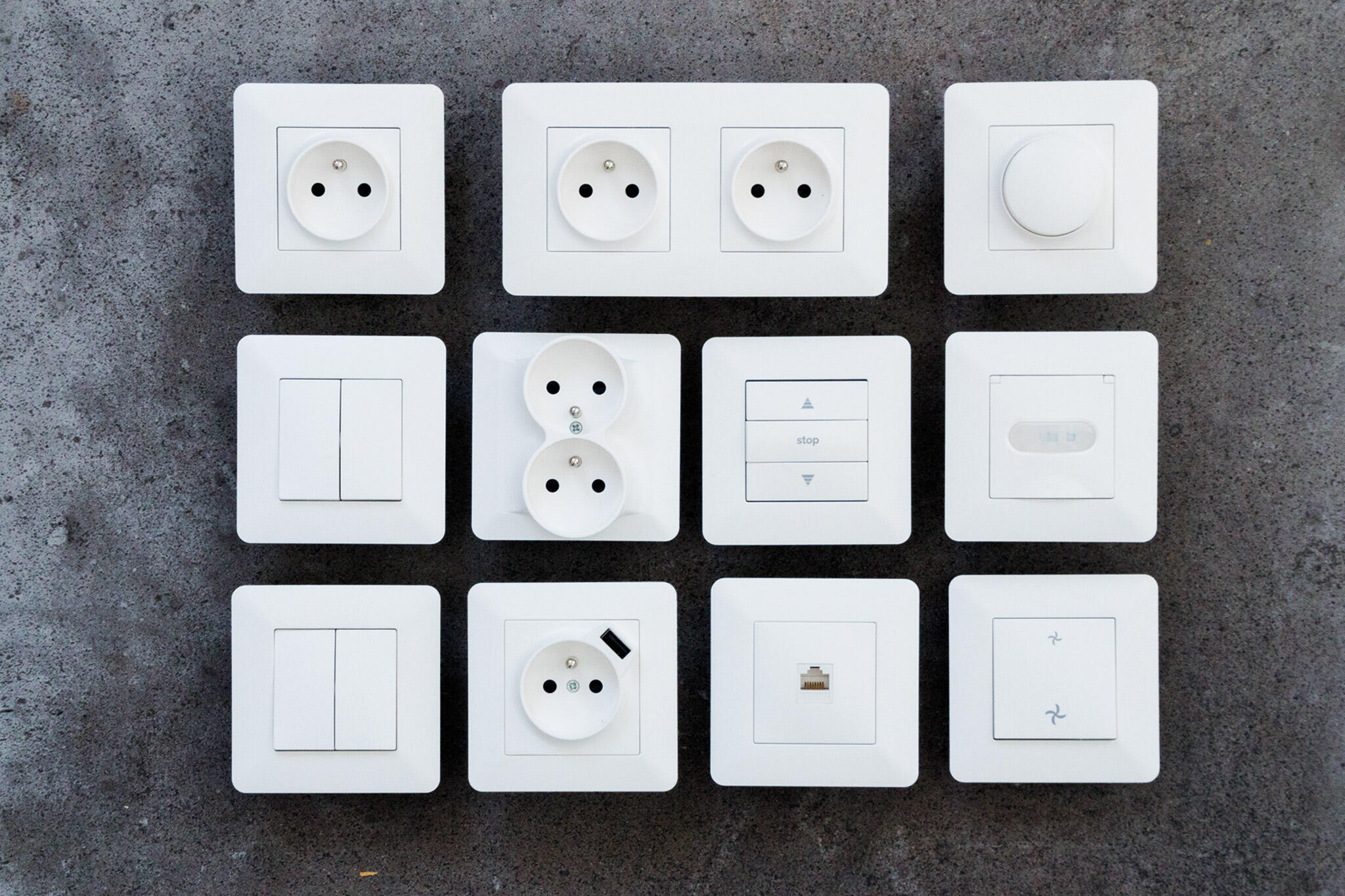 Prise avec terre complet 2 prises de 16A ARTEZO, blanc - 5