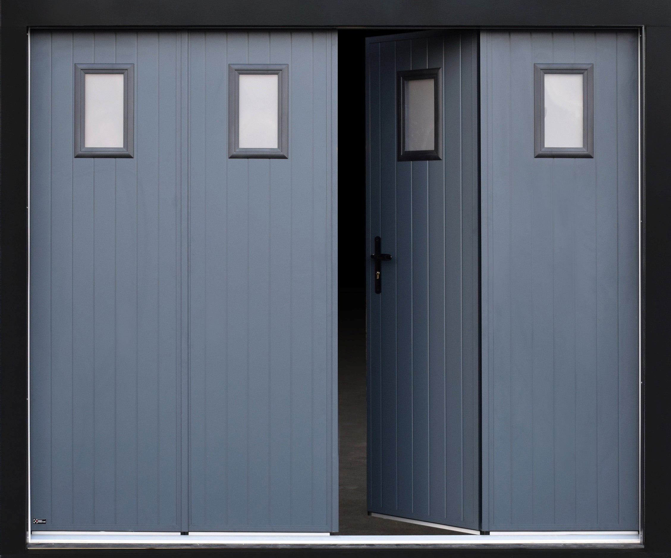 Porte garage pliante manuelle ESSENTIEL alu/portillonhublots H.200xl — free download