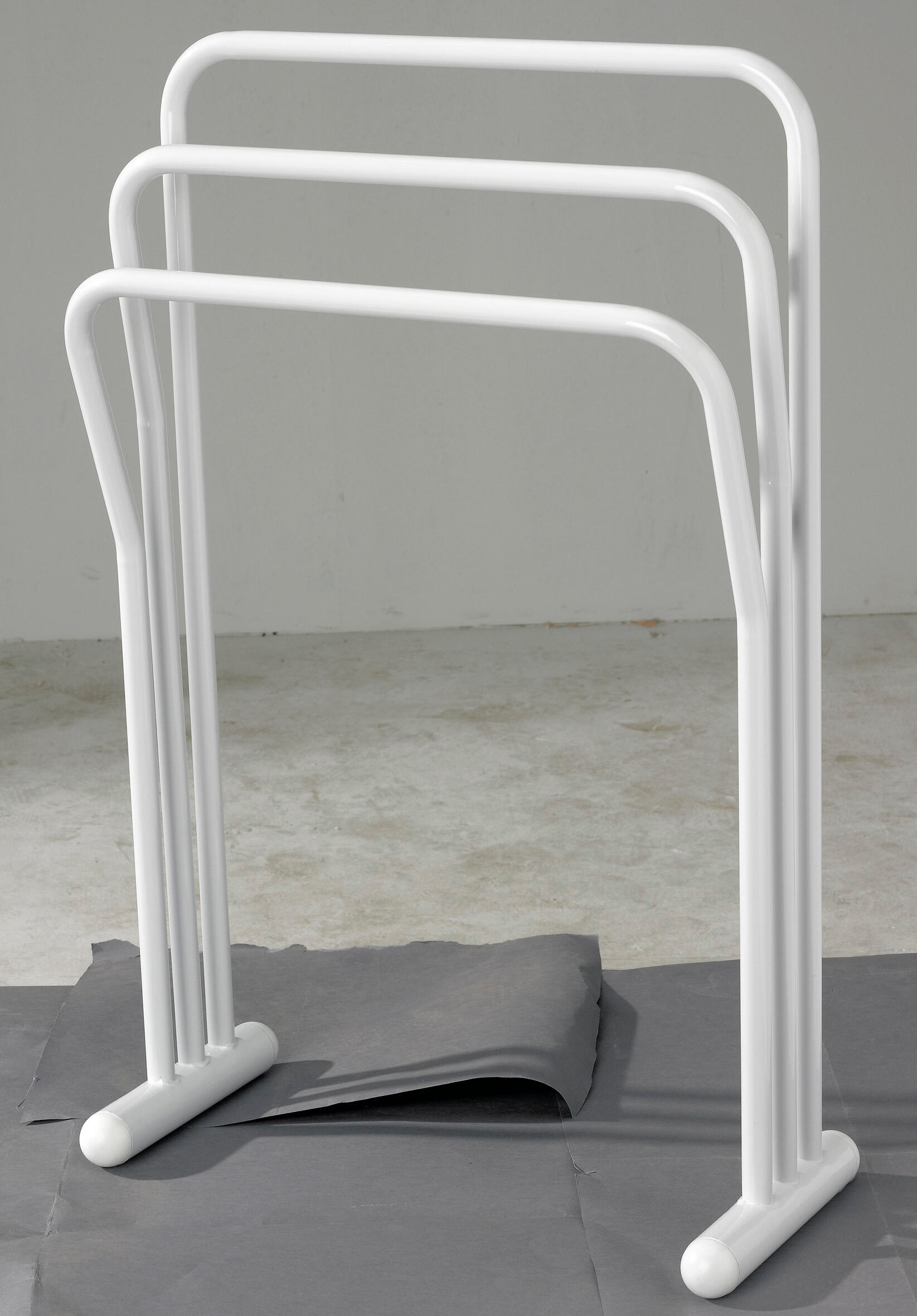 Porte-serviette sur pied Longchamp blanc DECOTEC - 4