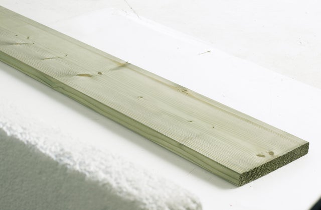 Planche sapin (épicéa) traité et raboté, 25x195 mm, long 4 m, choix 2, classe 3
