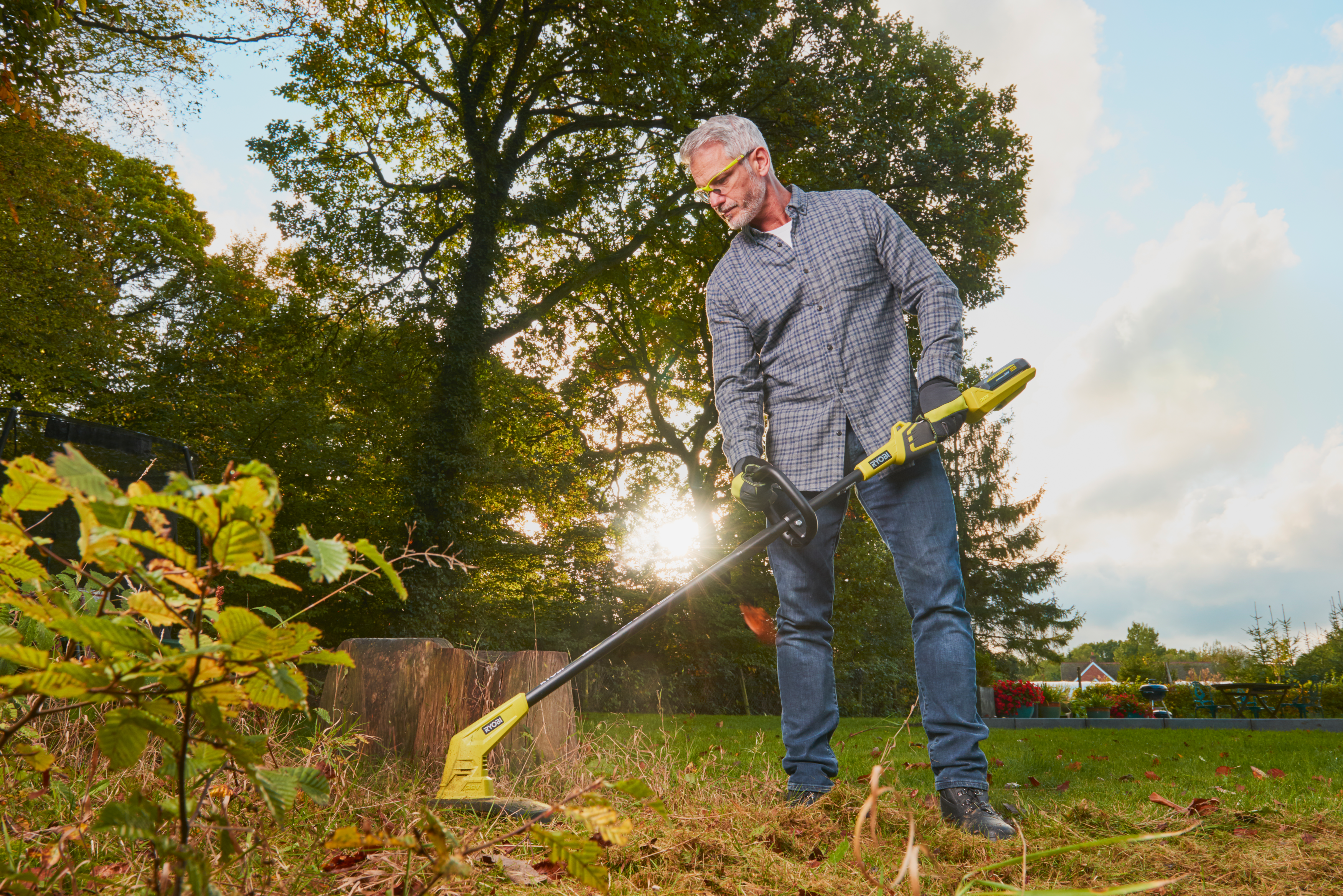 Coupe-bordure à batterie RYOBI Ry36lt33a-0 nu, l.33 cm, 36 V - 7