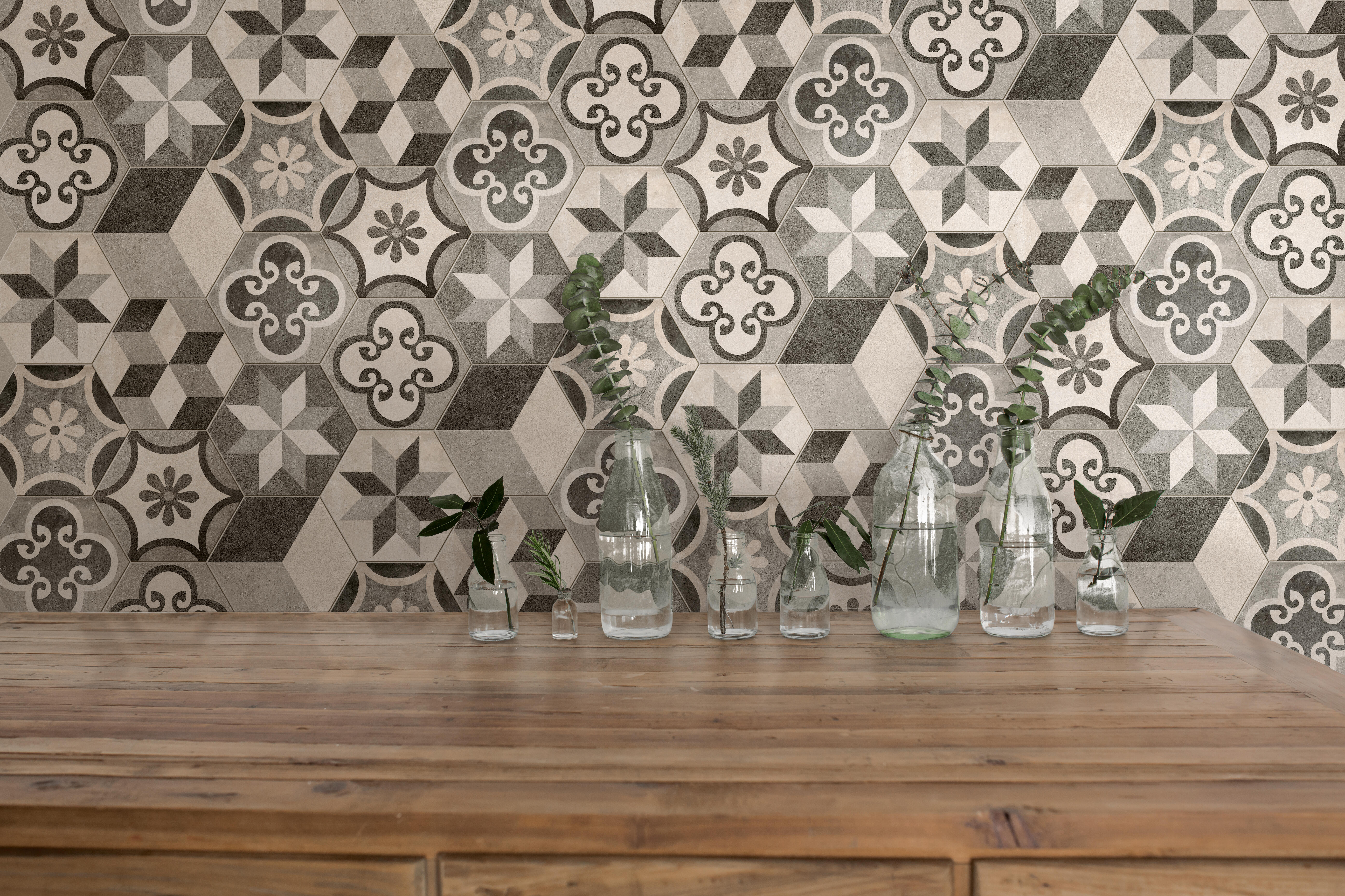 Piastrella da pavimento e rivestimento interno in gres porcellanato 18.2 x 21 cm non rettificato smaltato multicolore opaco Time Hexagone R9 traffico intenso (pei 4/5) Sp. 9.5 mm 0.46 mq - 8