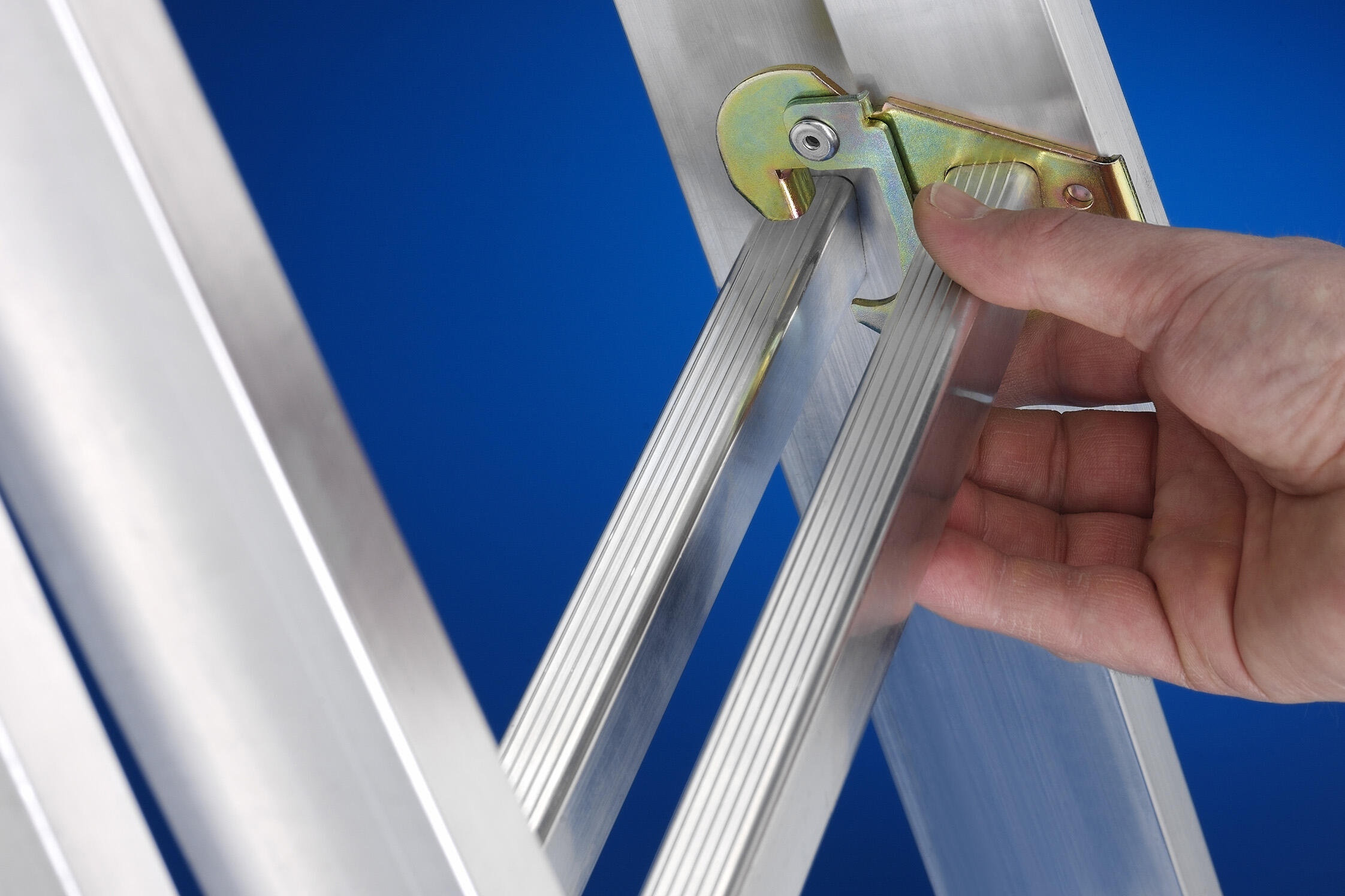 Echelle transformable aluminium HAILO 33 échelons H.6.82m - 10