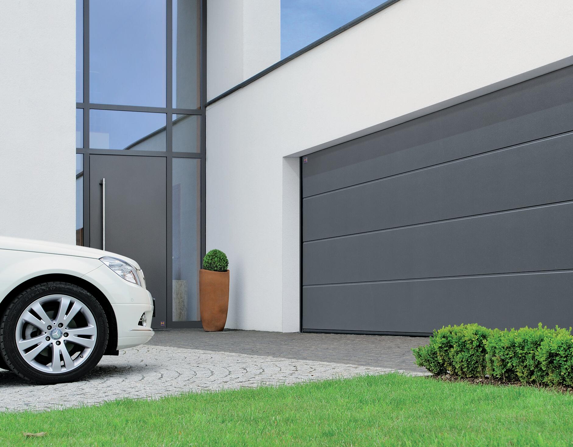 Porte de garage sectionnelle motorisée HORMANN H.200 x l.300 cm gris - 10