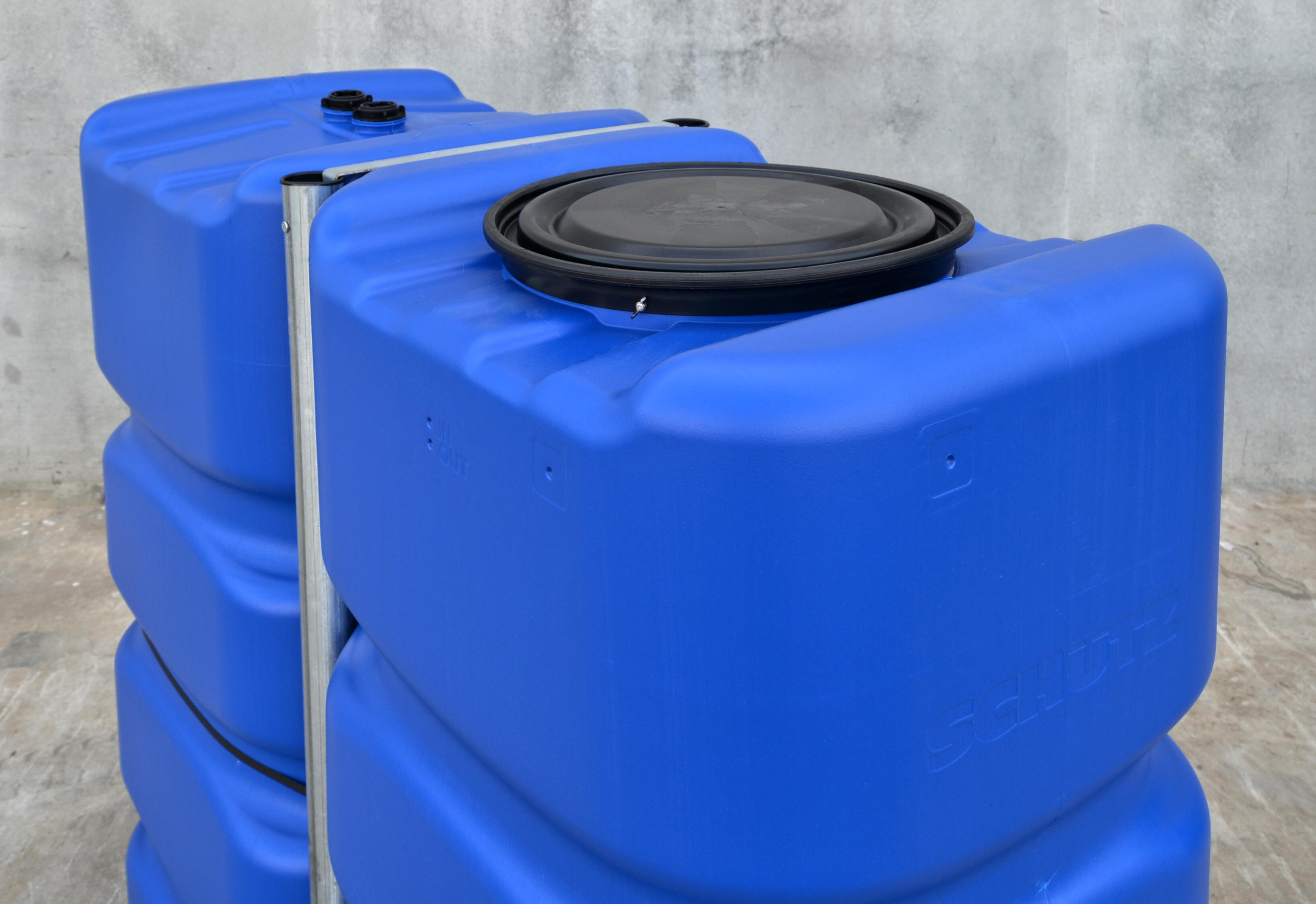 Récupérateur d'eau Aquablock SCHUTZ XL rectangulaire bleu , 2400 l - 8