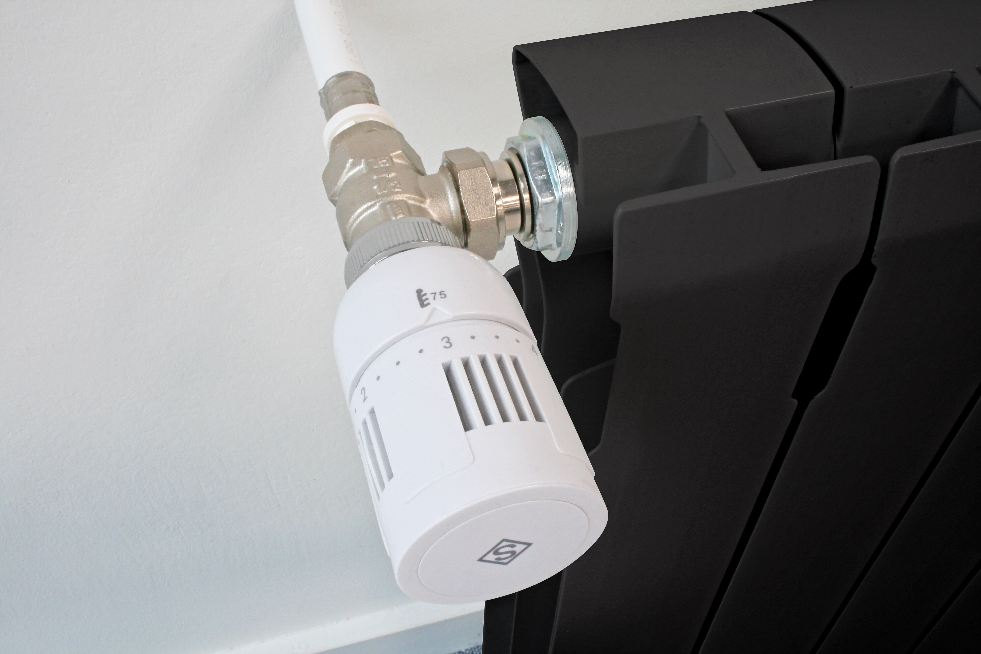 Robinet thermostatique T303 équerre universel - 2