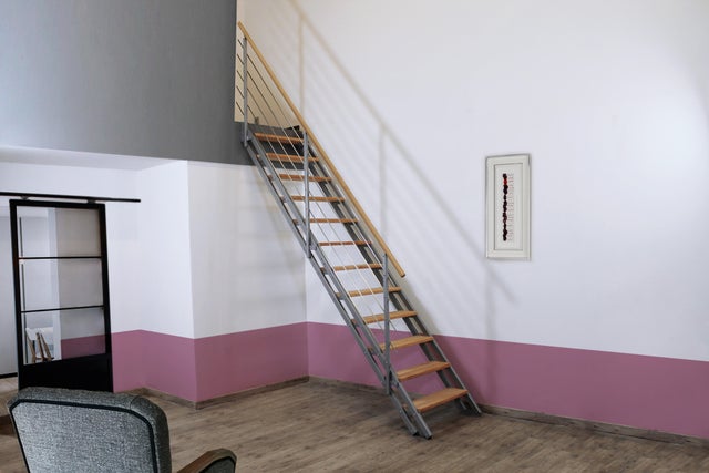 Rambarde Escalier ESCAVARIO gris main courante hêtre verni