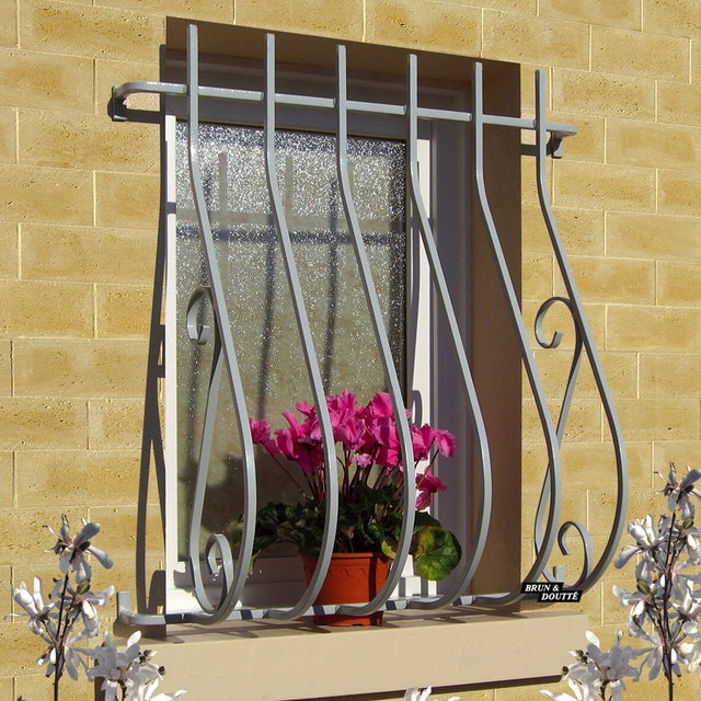 Barre En Fer Forgé 12x12 Mm Pour Grille De Fenêtre, Protection Ou Décoration - Longueur 1 Mètre