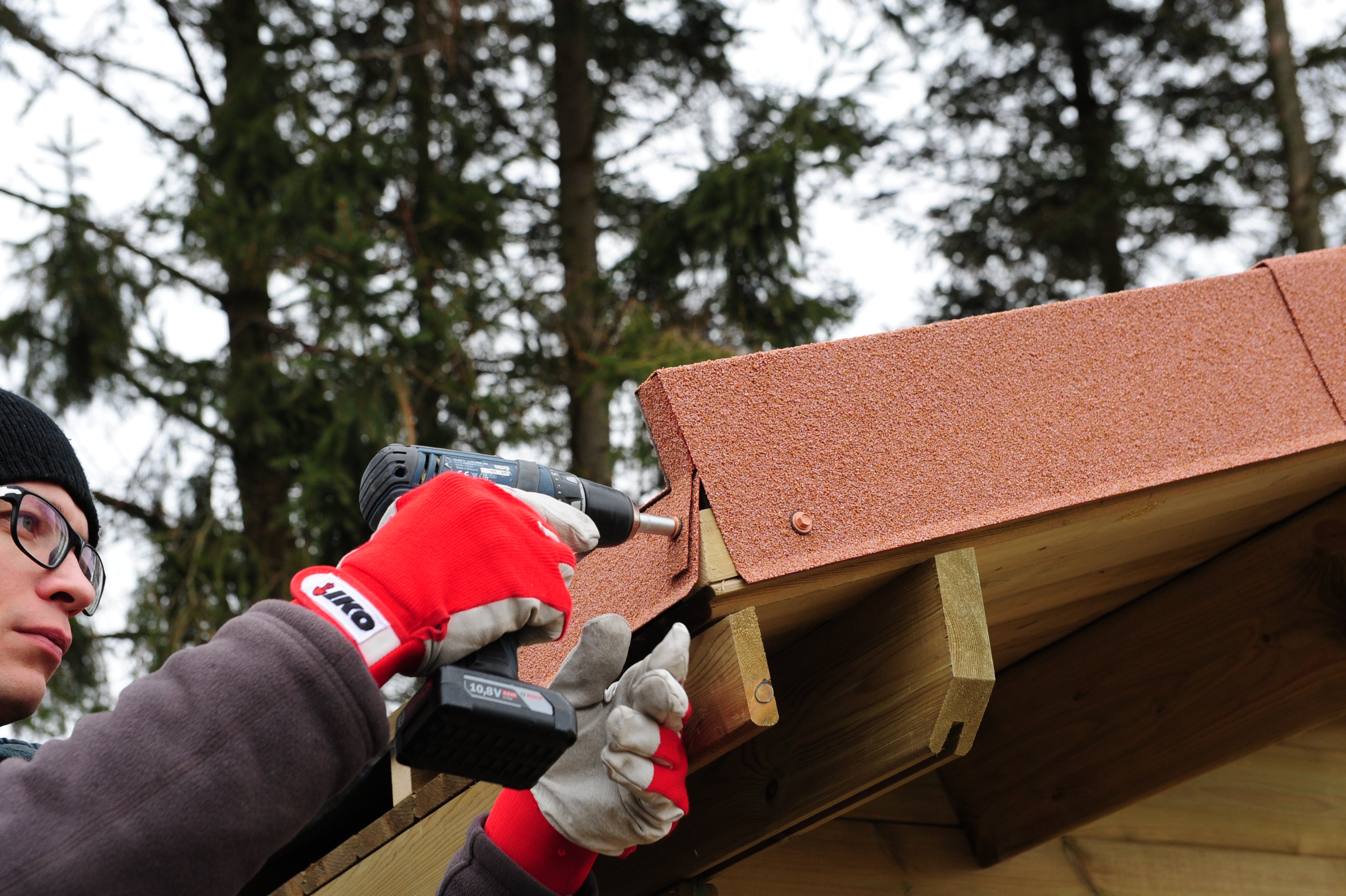 Boite de 40 vis en acier galvanisés 28mm terracotta auto-perforante IKO - 3