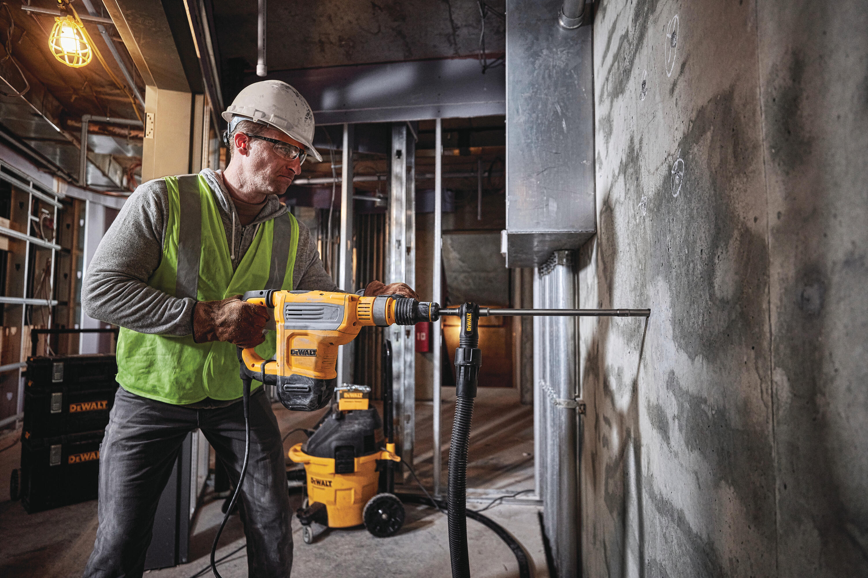 Marteau perforateur filaire DEWALT D25614k, 1350 W - 7