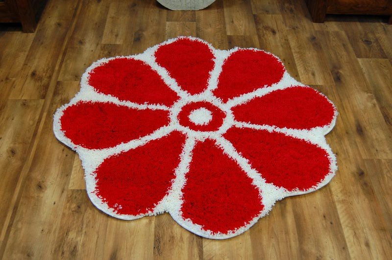 Dywan SHAGGY GUSTO Kwiatek C300 czerwony koło 120 cm