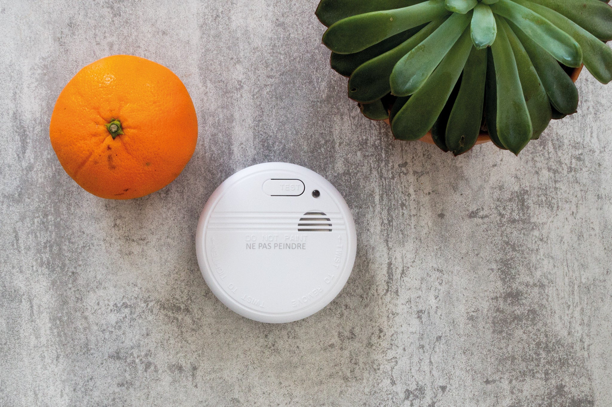 Lot de 2 détecteurs de fumée autonomie 3 ans - pile et accessoires - Otio - 3