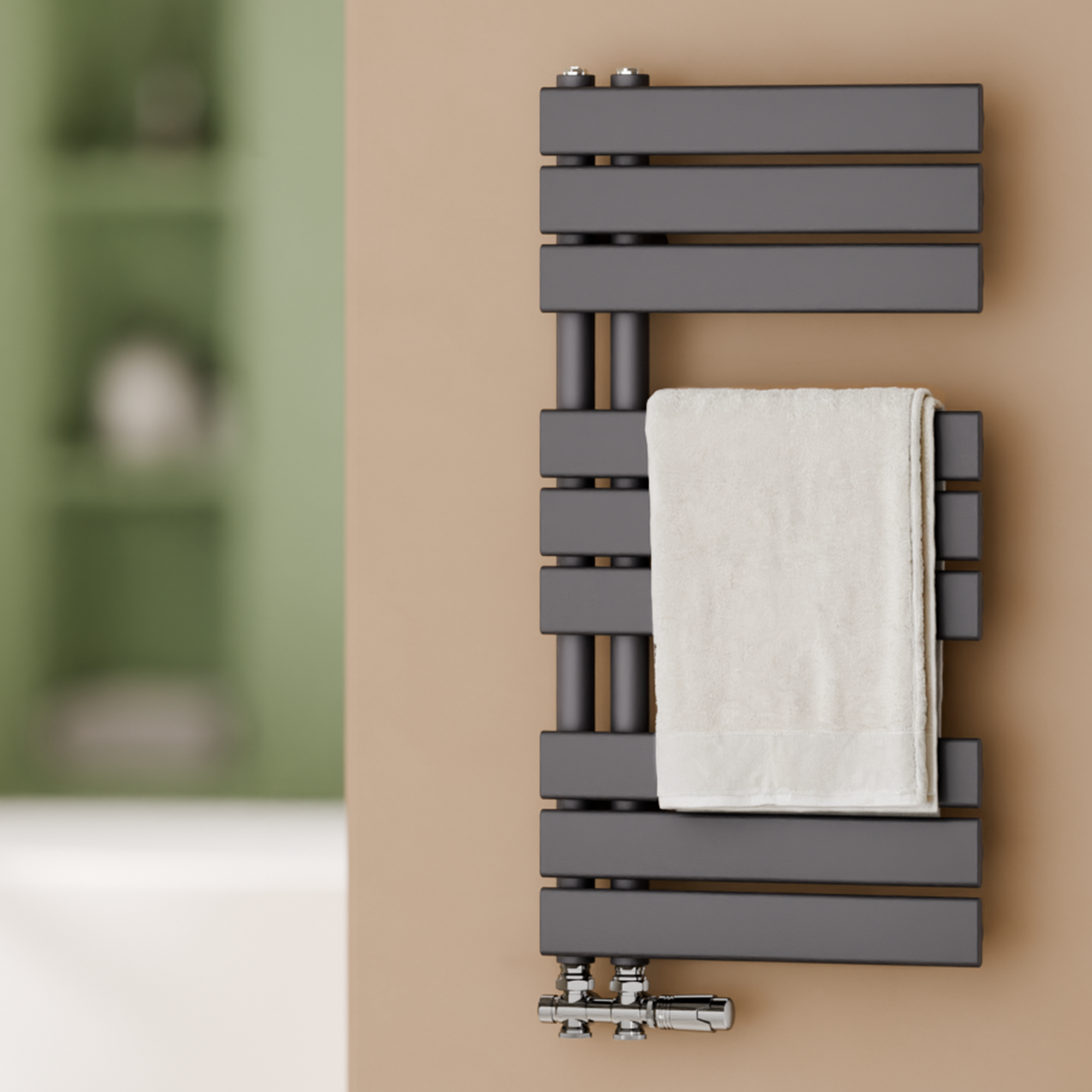 Grzejnik łazienkowy drabinkowy na ciepłą wodę - Stalowy z podłączeniem środkowym - Kolor antracytowy - Wymiary 762 x 400 mm - Moc 360 W