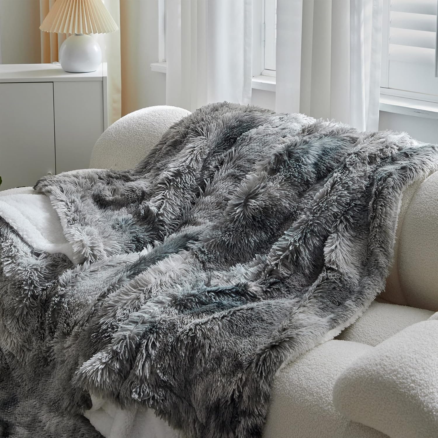 Couverture en Fausse Cachemire 130x160 cm, Fourrure Peluche Gris Crème, Plaid Polaire Haute Qualité, Poil Long Doux pour Canapé - 3