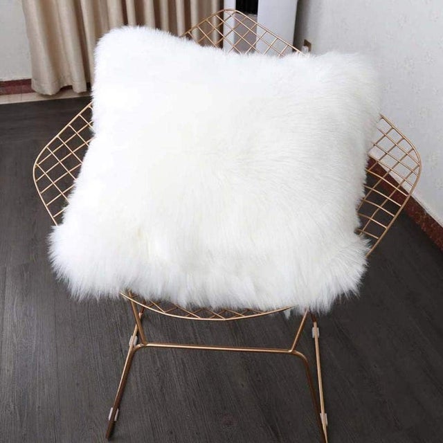 Housse de Coussin, Fausse Fourrure Deluxe Décoratif Canapé Chambre Lit Super Doux Peluche Mongolie Taie d'oreiller 45X45cm (Blanc)