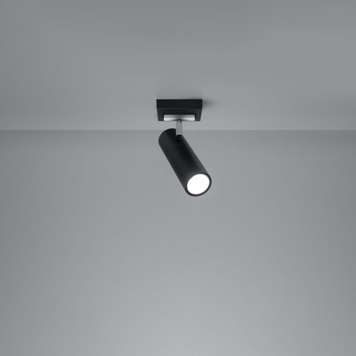 Plafon INVICTA 1 czarny LED 3000K - 8x8x20cm Sollux