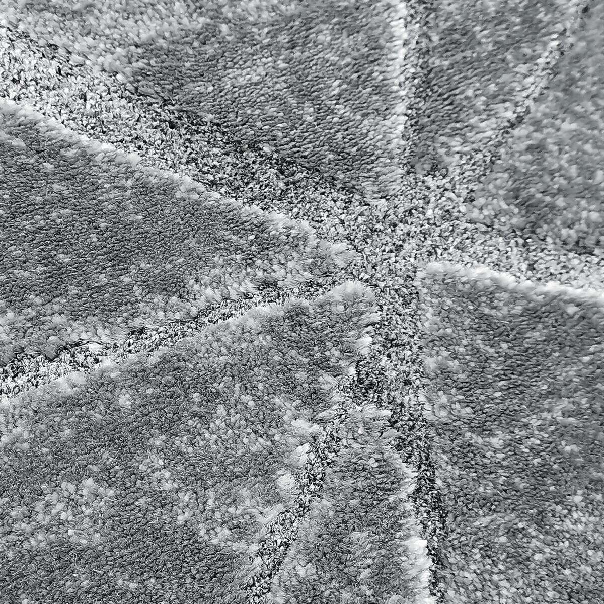 Tapis salon avec relief motif triangles gris 120x170 - 4