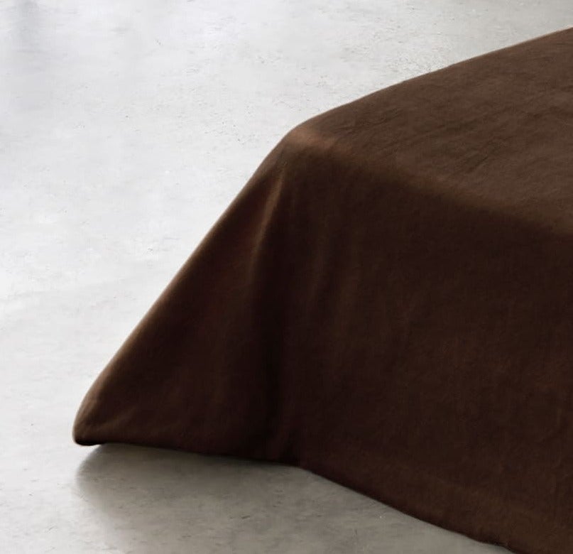 Manta Pierre Cardin 350gr Color Visón 220x240cm Donegal Collections - 5