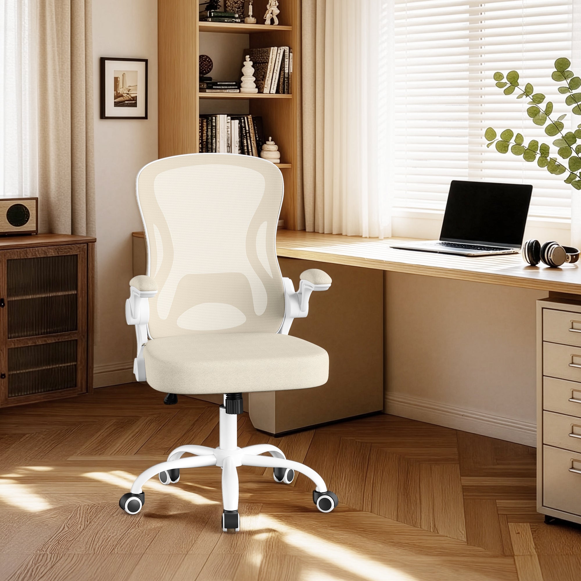 SONGMICS Chaise de Bureau Ergonomique, en Maille, Fonction Bascule, Accoudoirs Rabattables, Beige et Blanc - 2