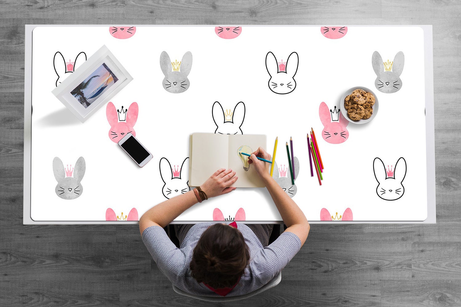 Mata na biurko króliki w koronach 90x45 cm, oryginalna podkładka dekoracyjna – Tulup - 3