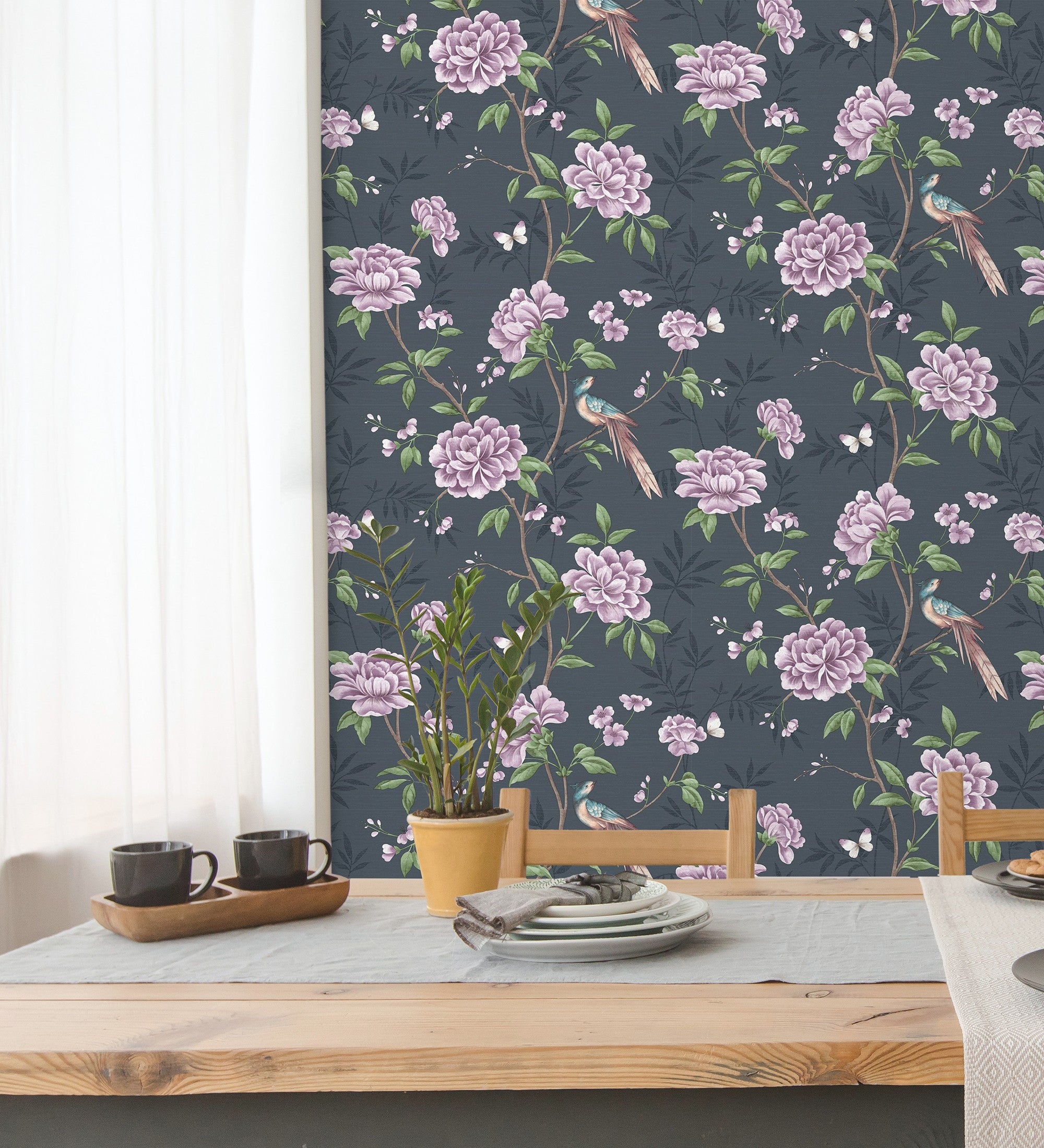 Papier peint d'oiseaux et fleurs sur fond texturé effect fibre végétale bleu - Nora Garden 681987 de GAULAN - Rouleaux de 10 m x 0,52 m - 6