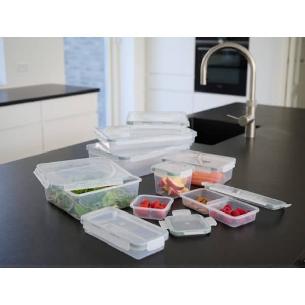 mDesign bac alimentaire pour la cuisine (lot de 2) – rangement frigo en plastique pour yaourts, fruits, légumes, etc. – organiseur frigo ou congélateur avec poignées intégrées – transparent