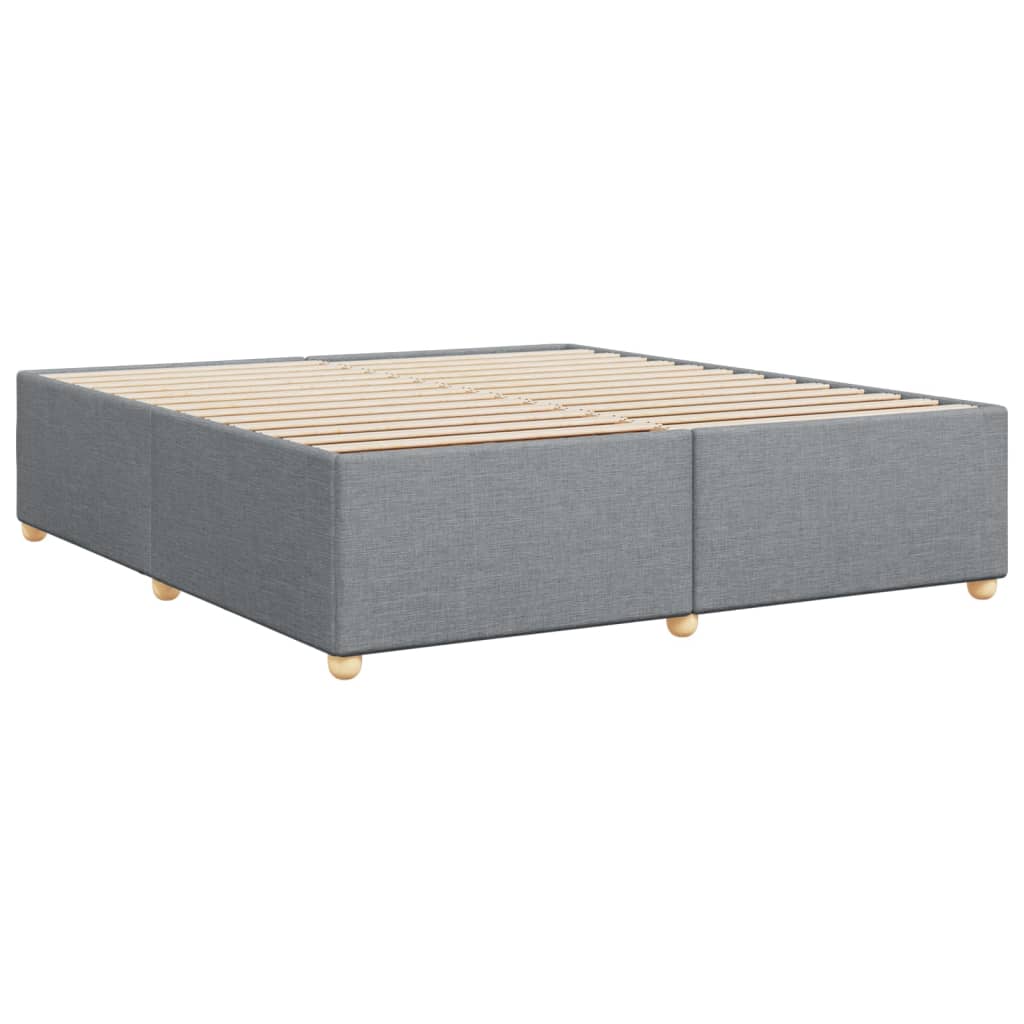 Cadre de lit sans matelas gris clair 180 x 200 cm en tissu - 6