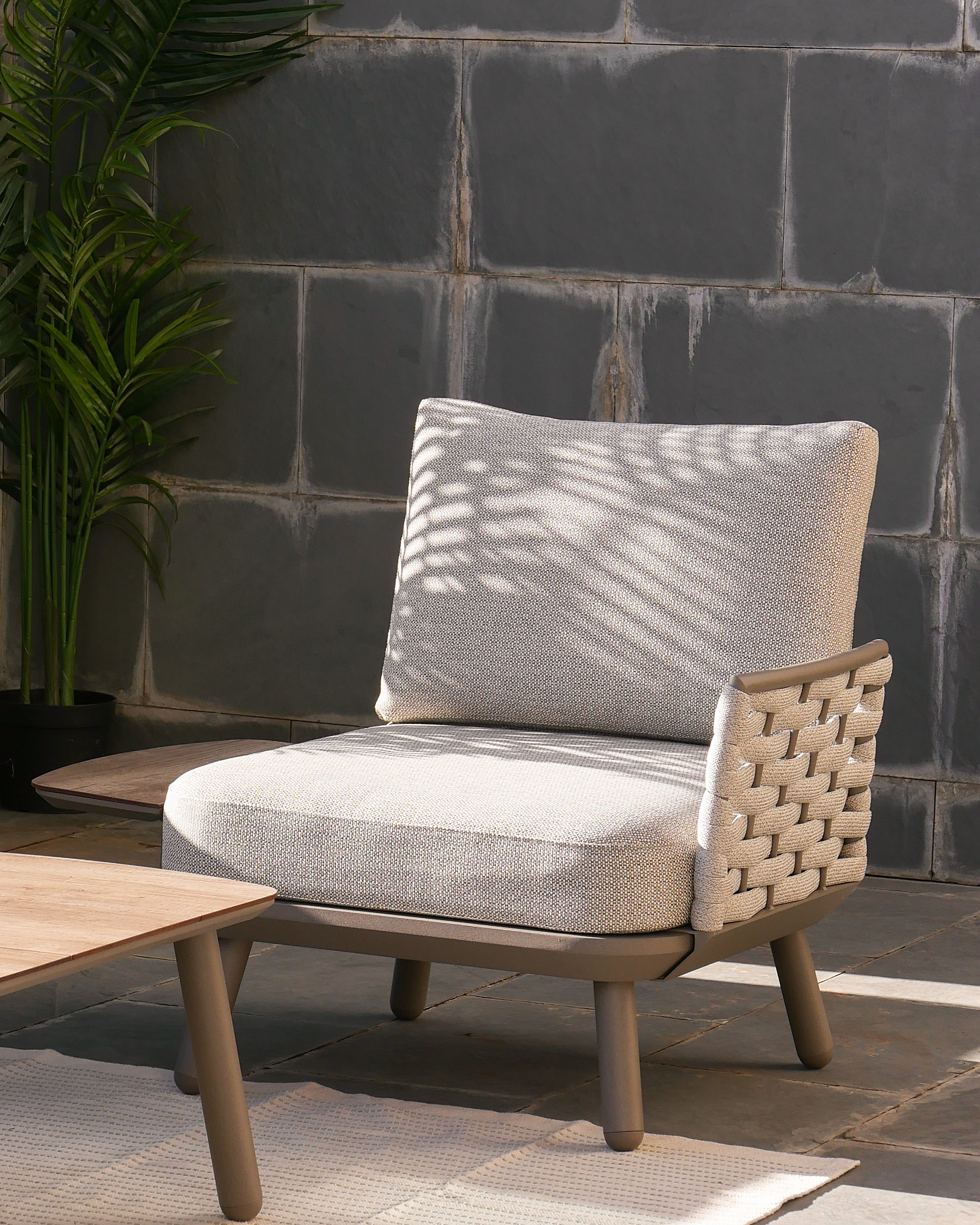 Table d'appoint de jardin modulable taupe et imitation bois - Matilda - 4