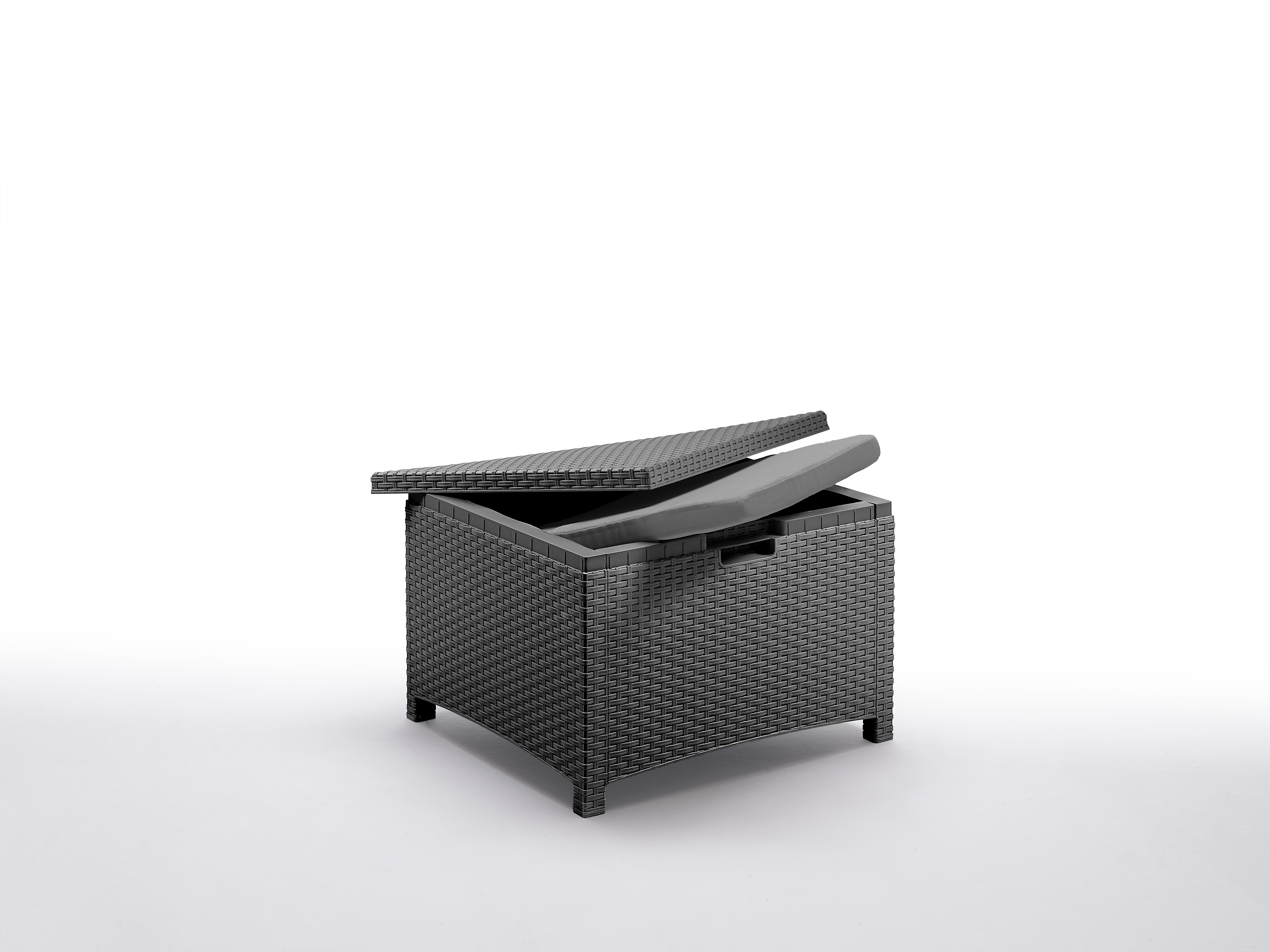 Salottino con cuscini 