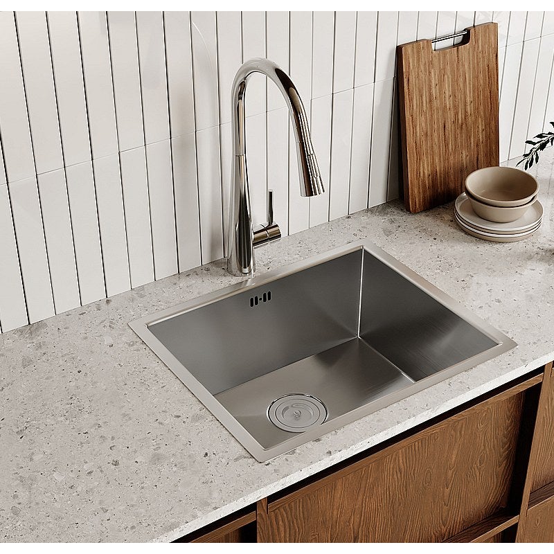 Bateria kuchenna z wyciąganą wylewką ze stali nierdzewnej - Chrom - RONA