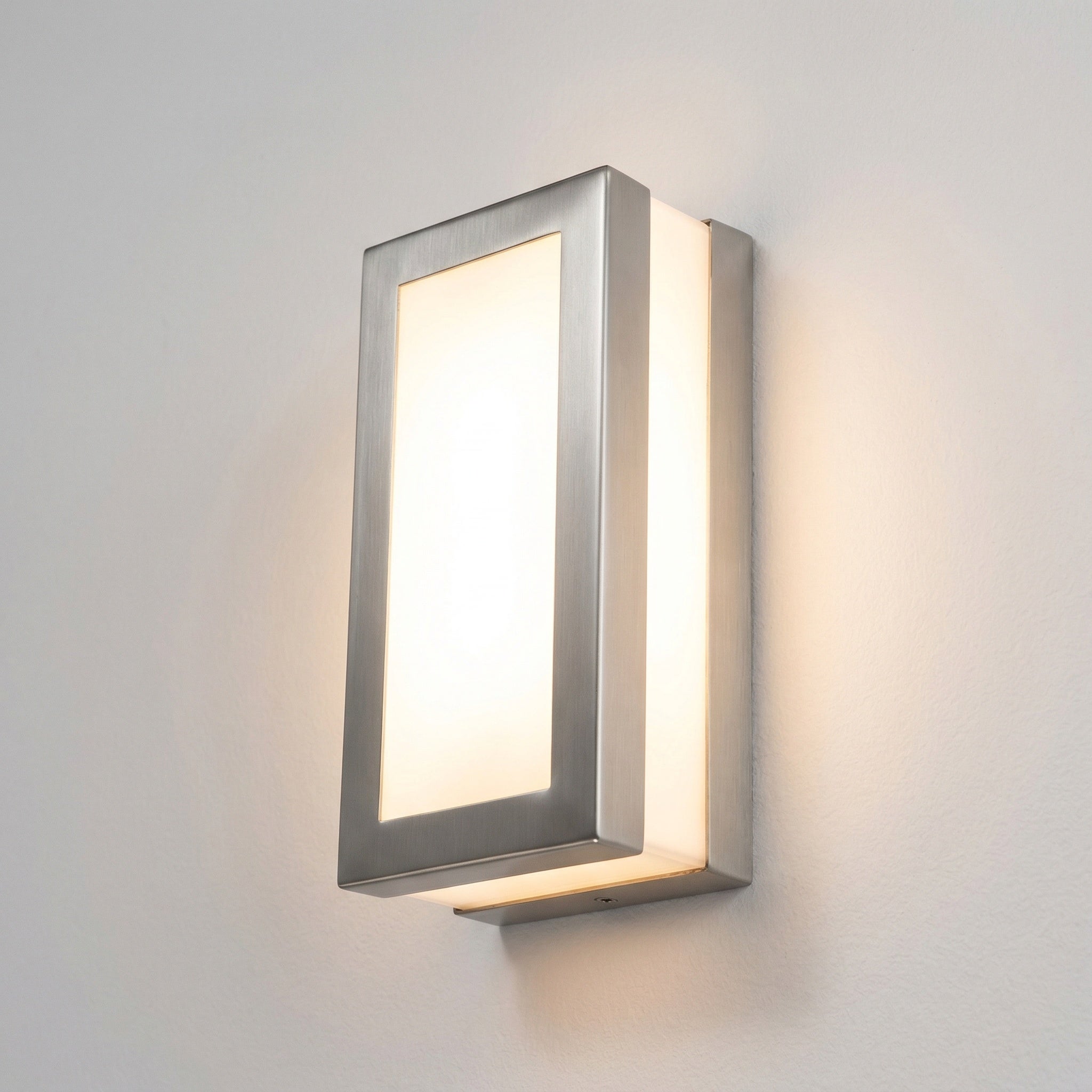 Kinkiet zewnętrzny Stuttgart chrom satynowany-biały 1xE27x14W wym:25x12,5x8,5cm IP44 Rabalux