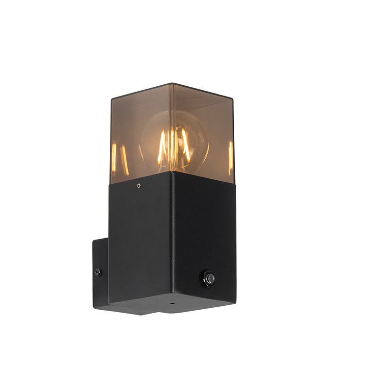 Lampa ścienna zewnętrzna czarna IP44 z czujnikiem zmierzchu do świtu - Denmark