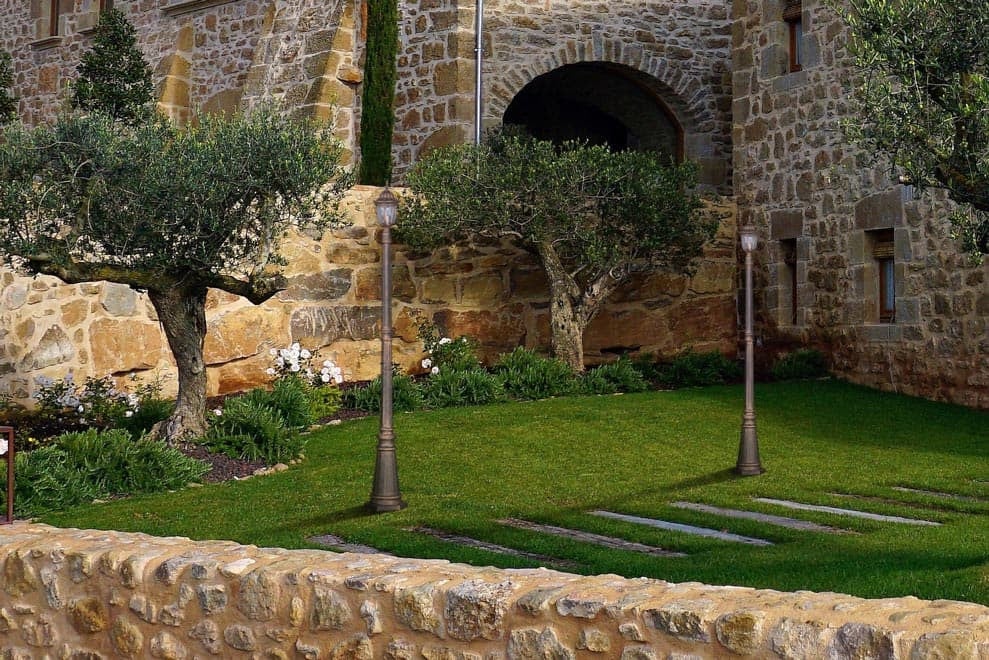 Latarnia ogrodowa Vasco czarno-złota 1xE27x60W IP44 wym: 190 x 27 x 27 cm metal Kaja