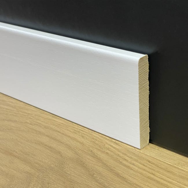 96ML CUADRADO lacado blanco BAPPING DE MADERA MACIZA 70X10 | Leroy Merlin